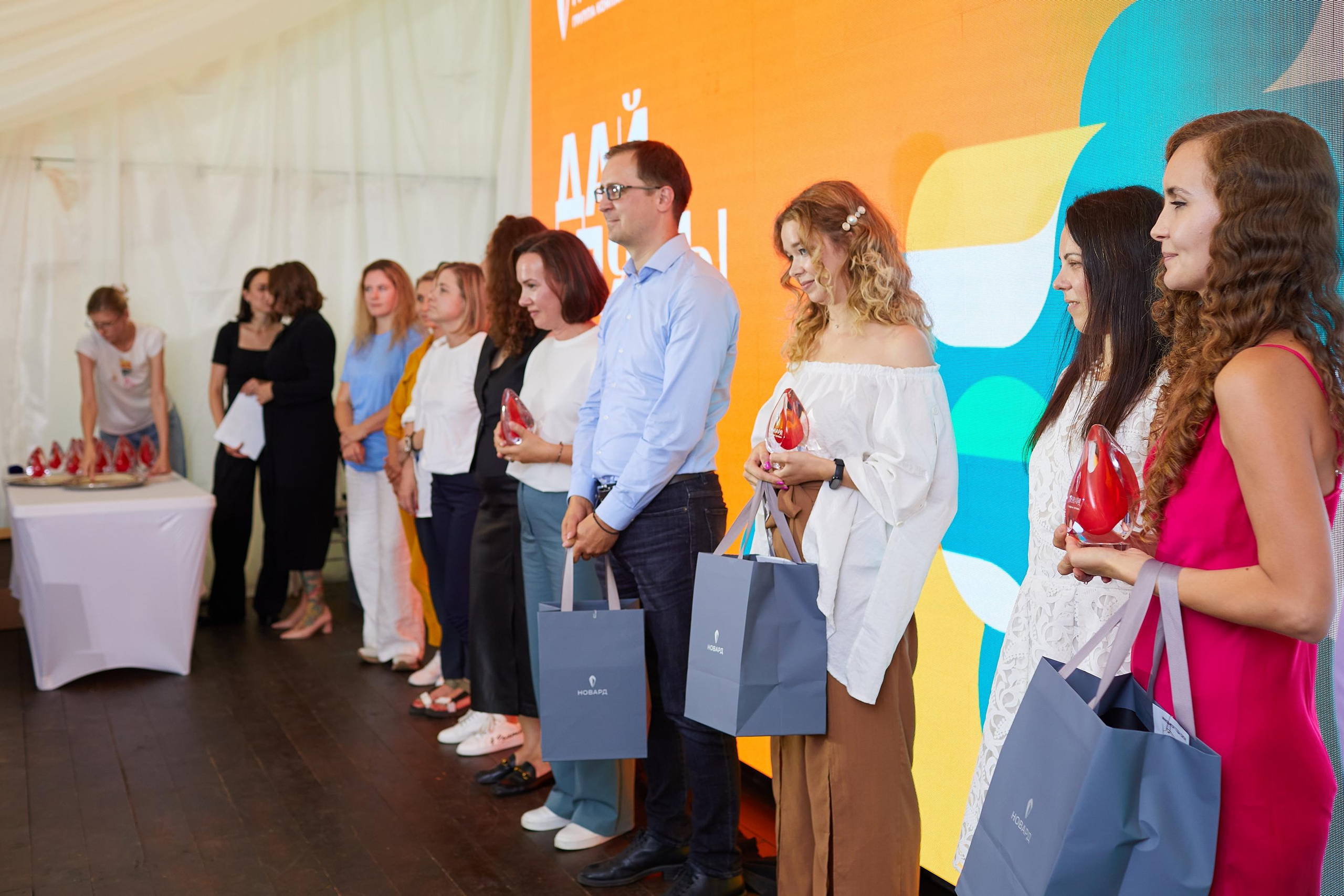 День Рождения компании. Александр Осин — корпоративный и семейный фотограф в Москве