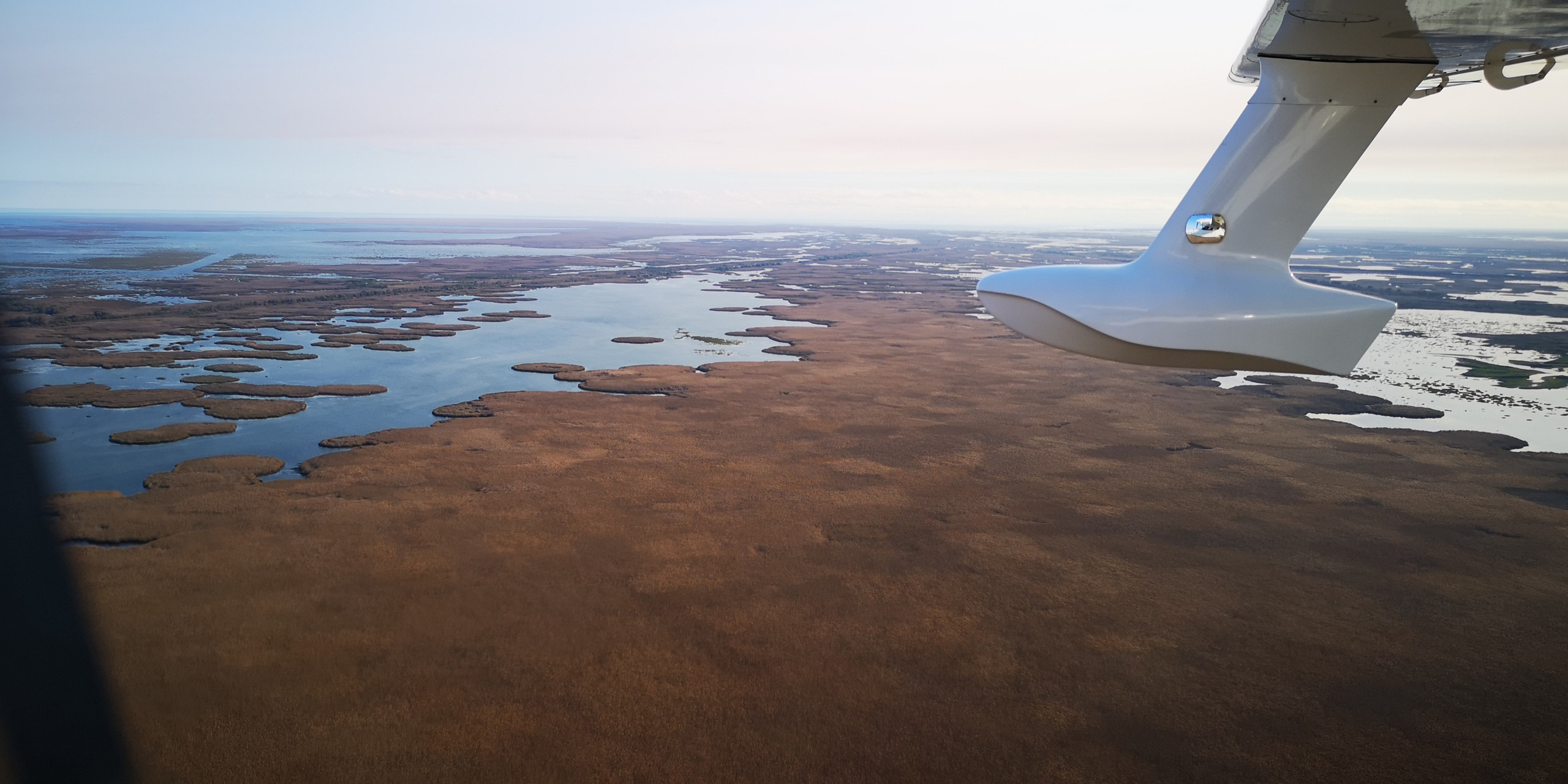 Каспийское море (наука на Ла-8) (2021 г.). Фотоальбом показывающий увлекательный мир авиации и мир медведей Андрея Иванова