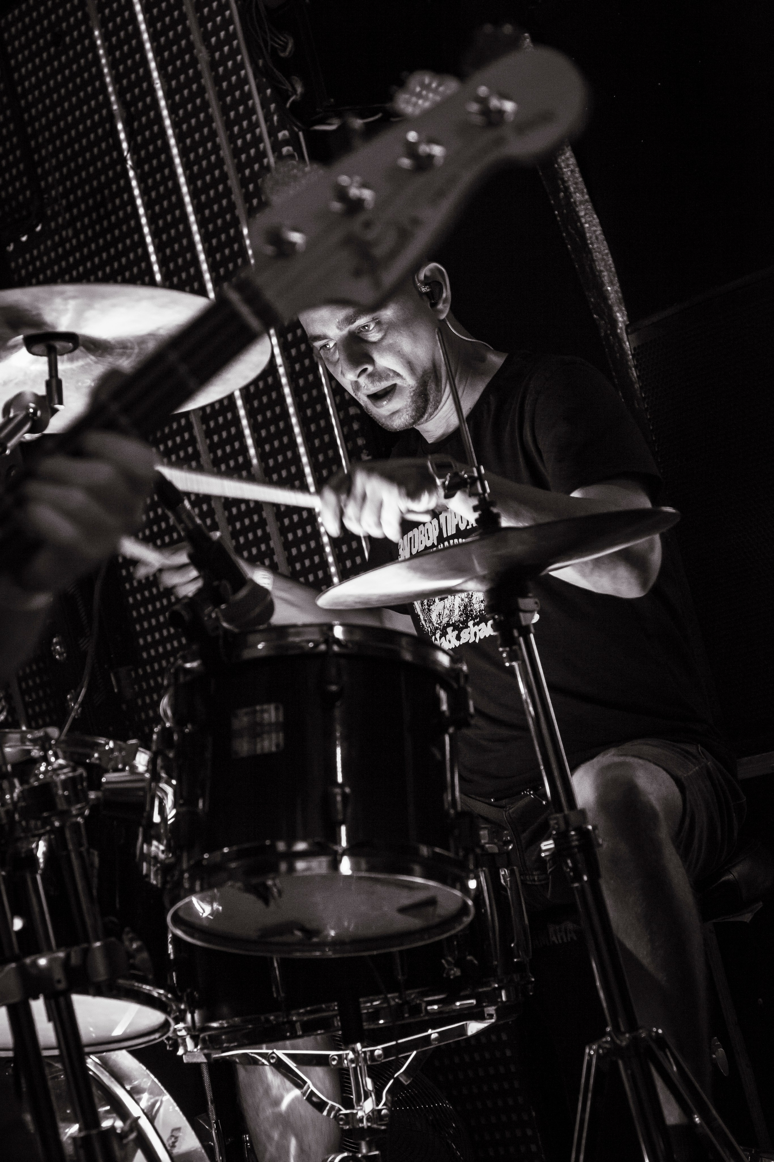 Рок-концерт. Reborn.19.09.25. Профессиональное фото в Казани: от идеи до результата. Фотограф Яна Мур