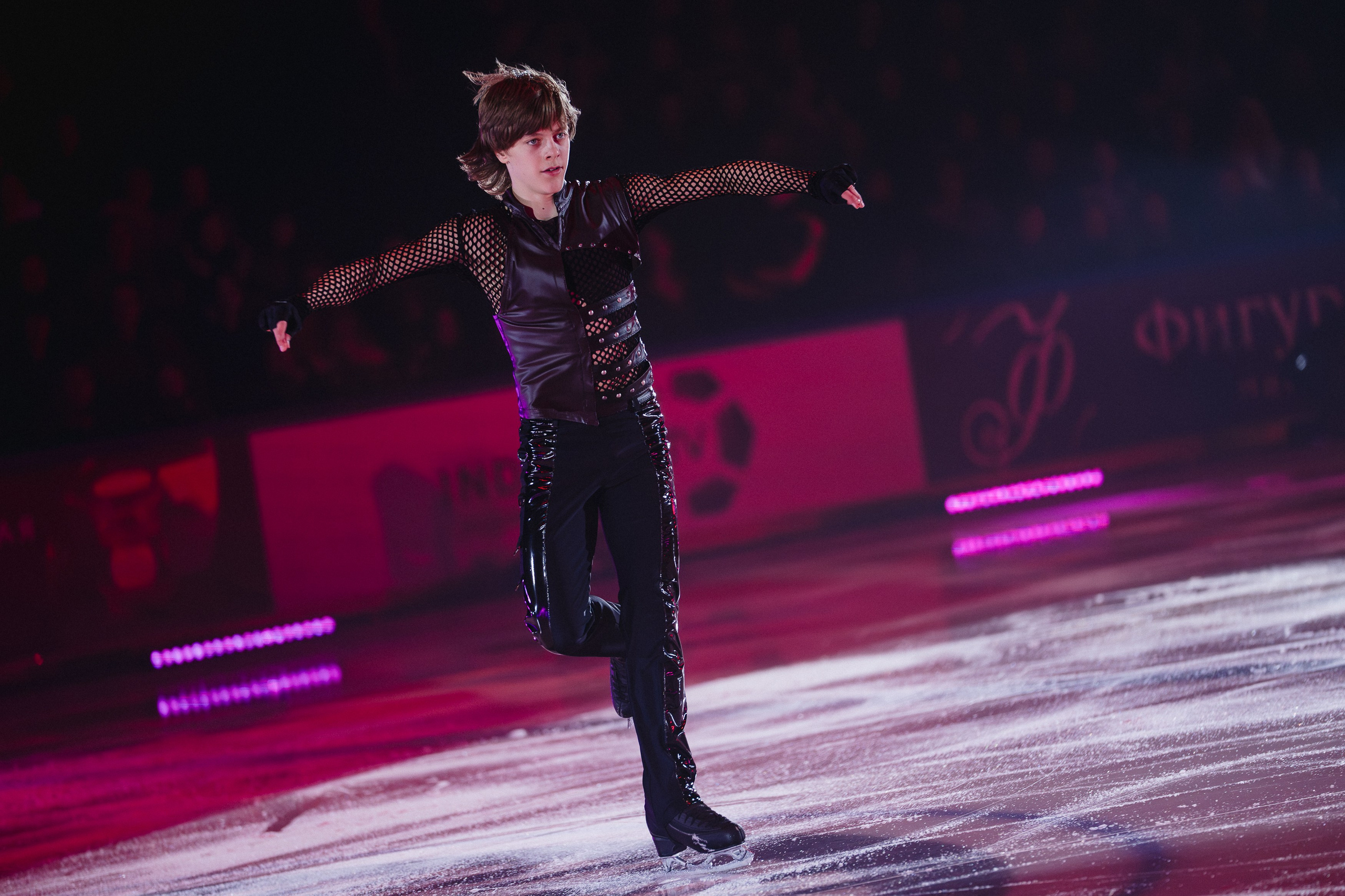 Шоу Этери Тутберидзе в Новосибирске. Воробьева Ксения — Спортивный и танцевальный фотограф Новосибирск