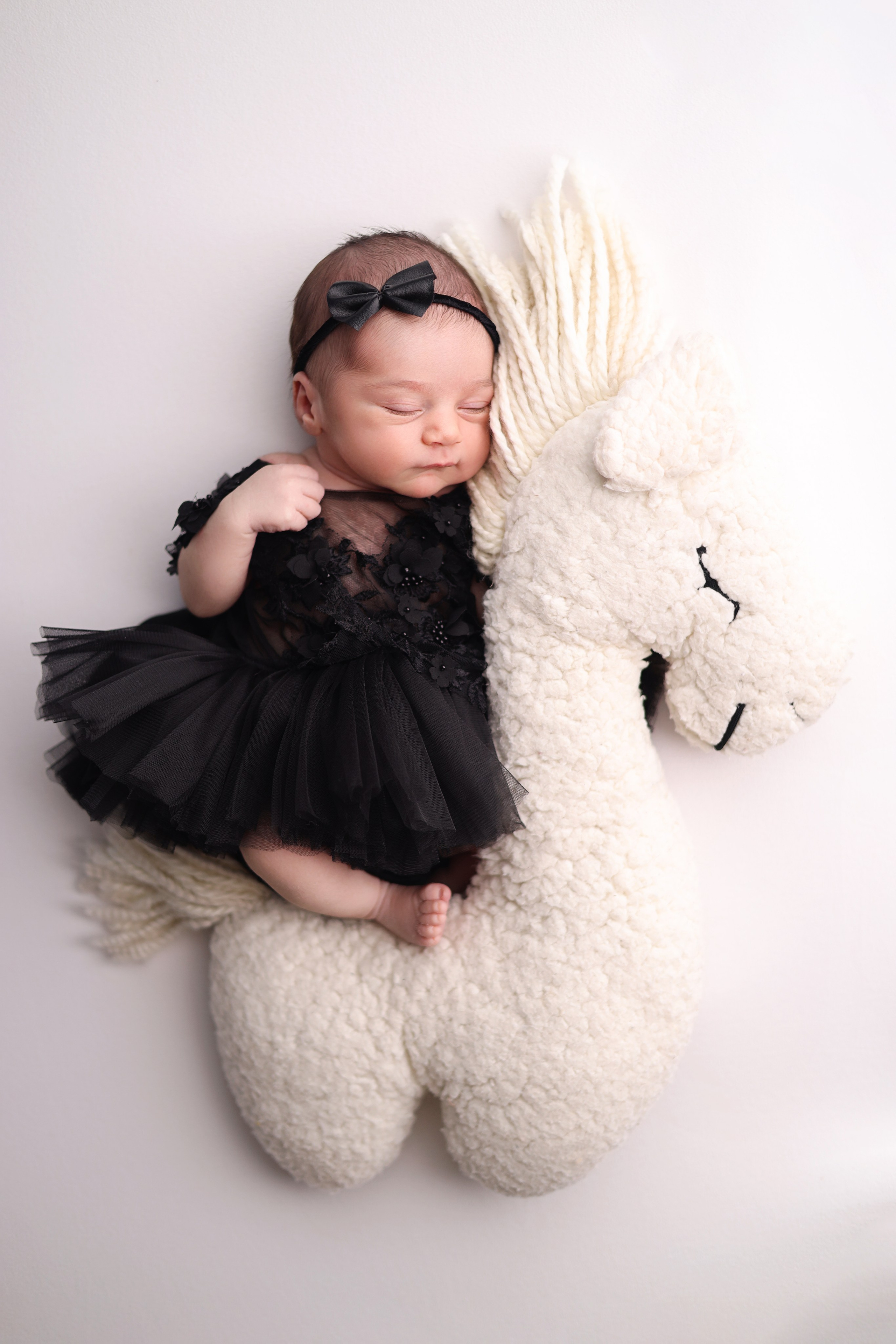 Фотосъемка новорожденной Рузанны. Ньюборн фотограф Столярова Светлана. Фотограф новорожденных Москва. Ньюборн фотограф Москва