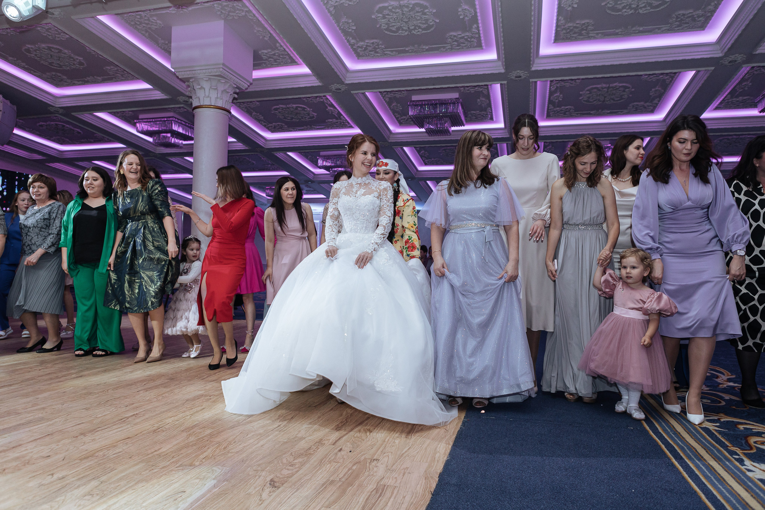 Банкет В «Триумф». Фотограф Нелля Кадикина