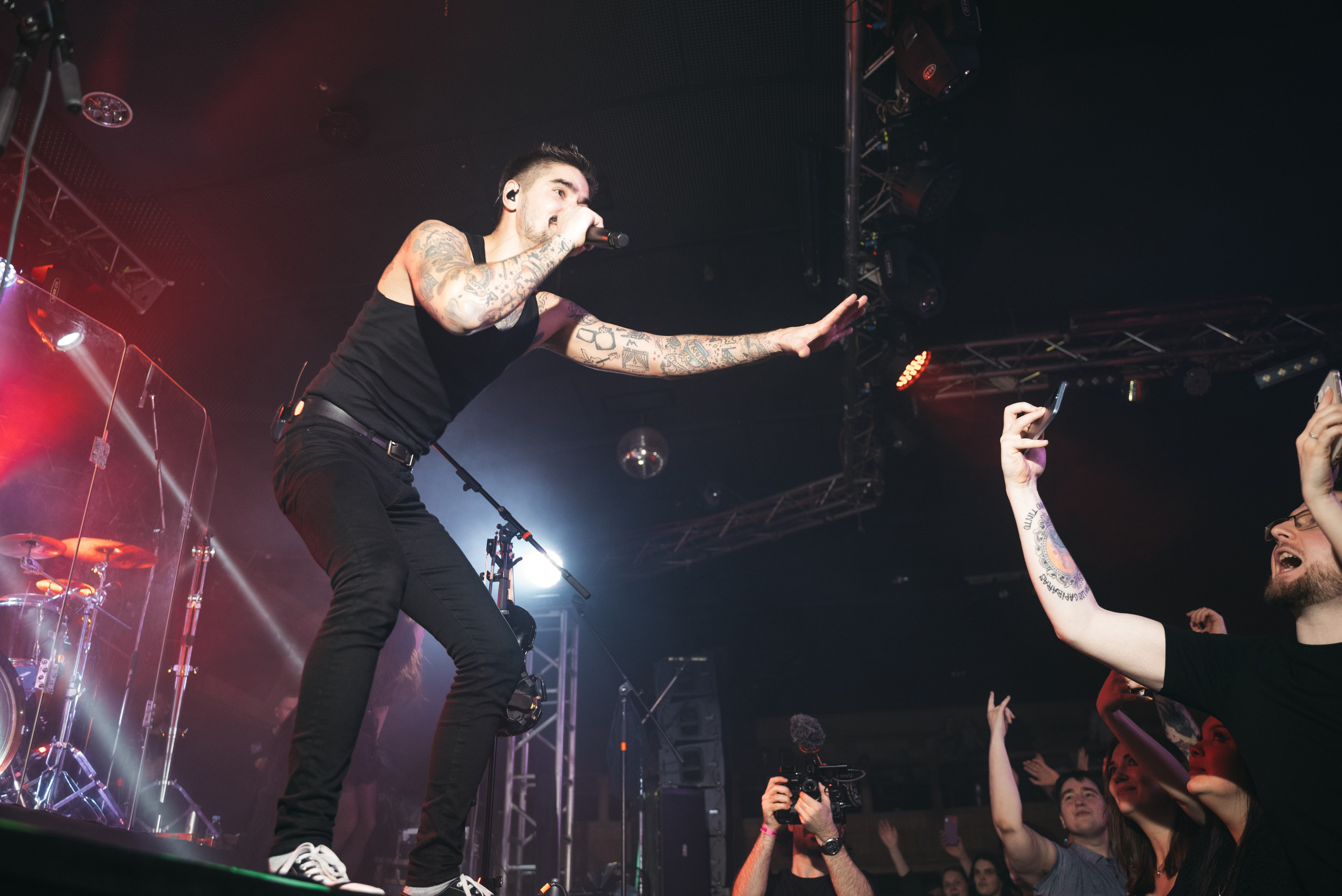 Концерт группы «The Hatters» 4.04.24. Репортажный и свадебный фотограф в Сургуте