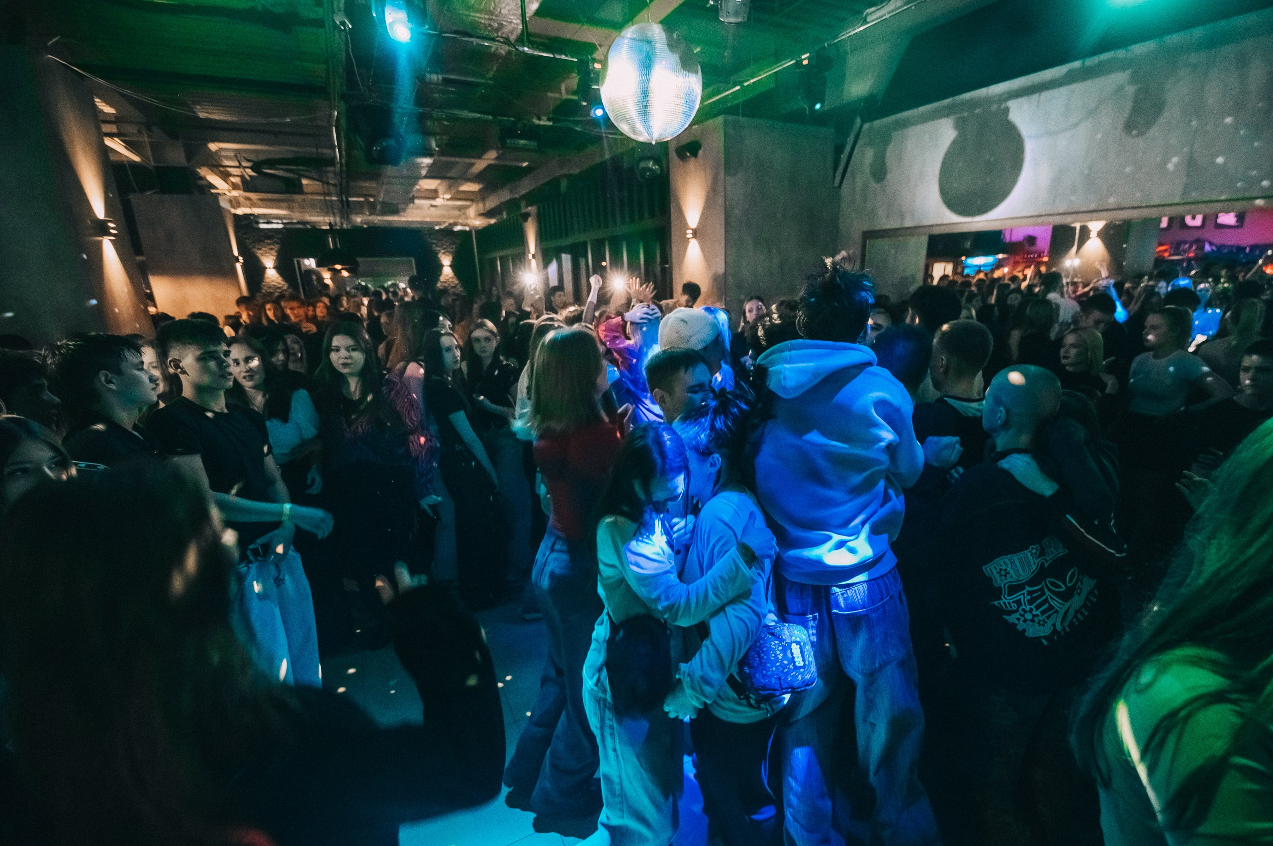 8 MARCH WOMENS DAY PARTY. Фотограф в Кемерово Владислав Шульц