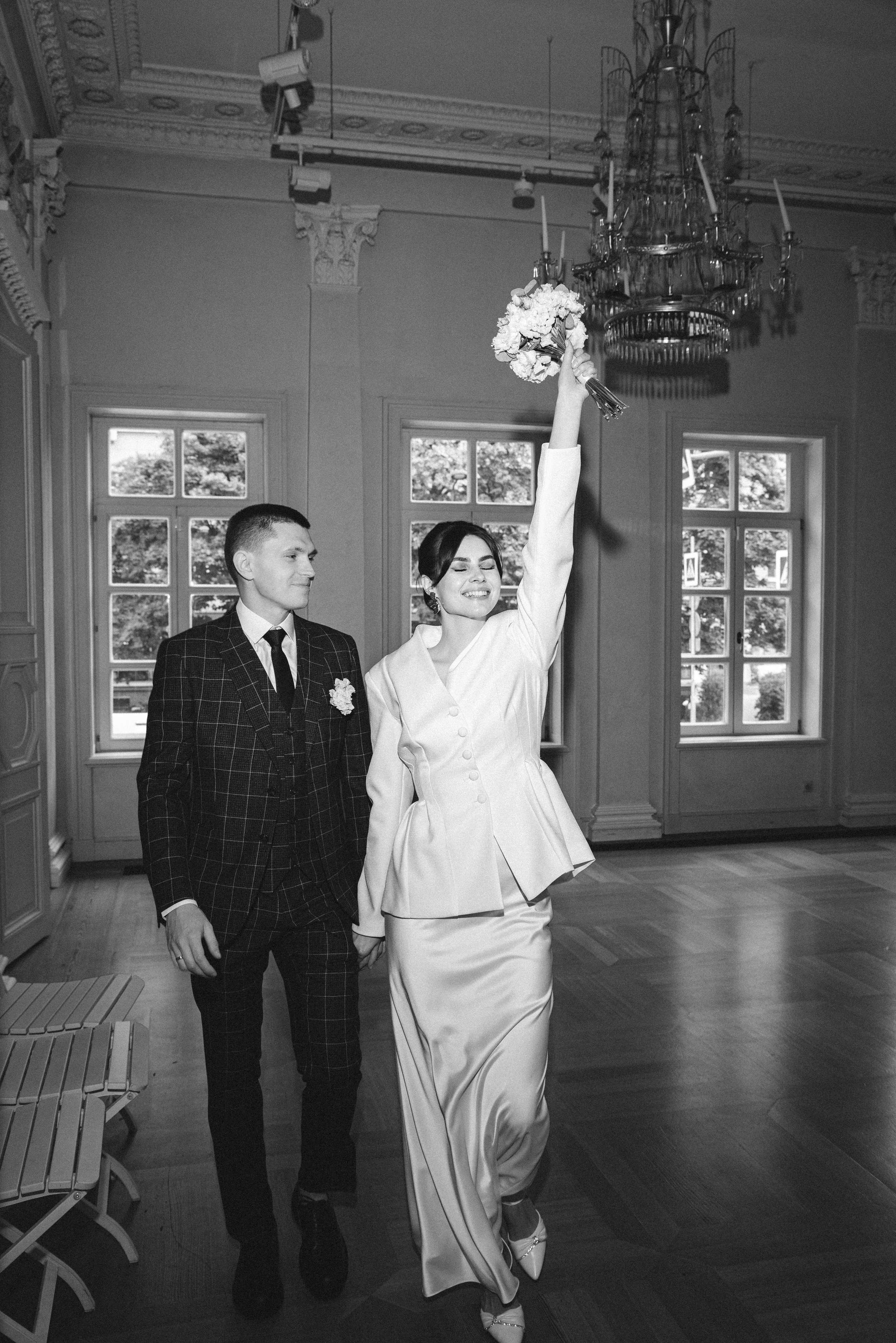 Евгений & Анастасия (отель/роспись). Свадебный, семейный, женский фотограф в Москве, Мытищах, Королёве Ксения Узилле