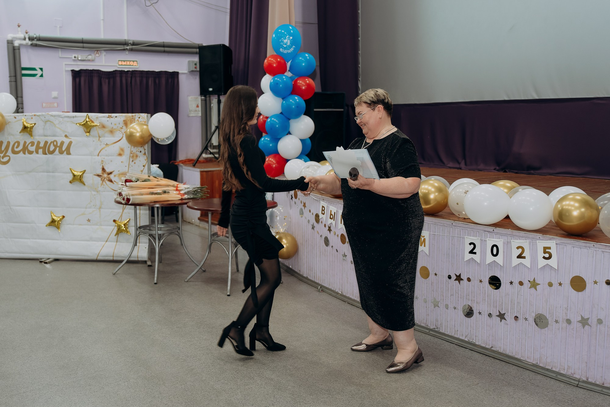 Фотосъемка школьного выпускного для 11 класса. Свадебный и репортажный фотограф в Ярославле Евгений Сальников