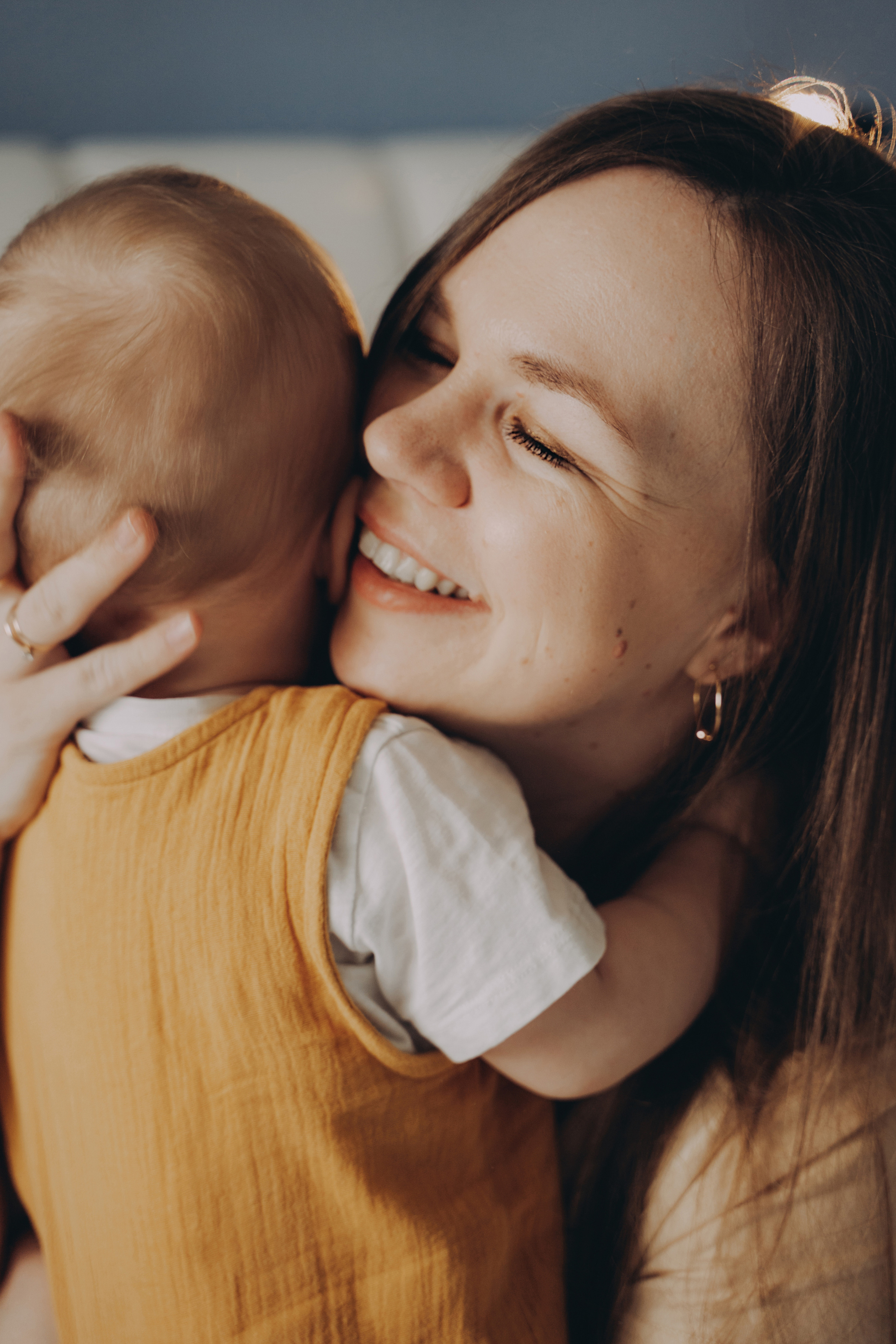 Про тепло объятий