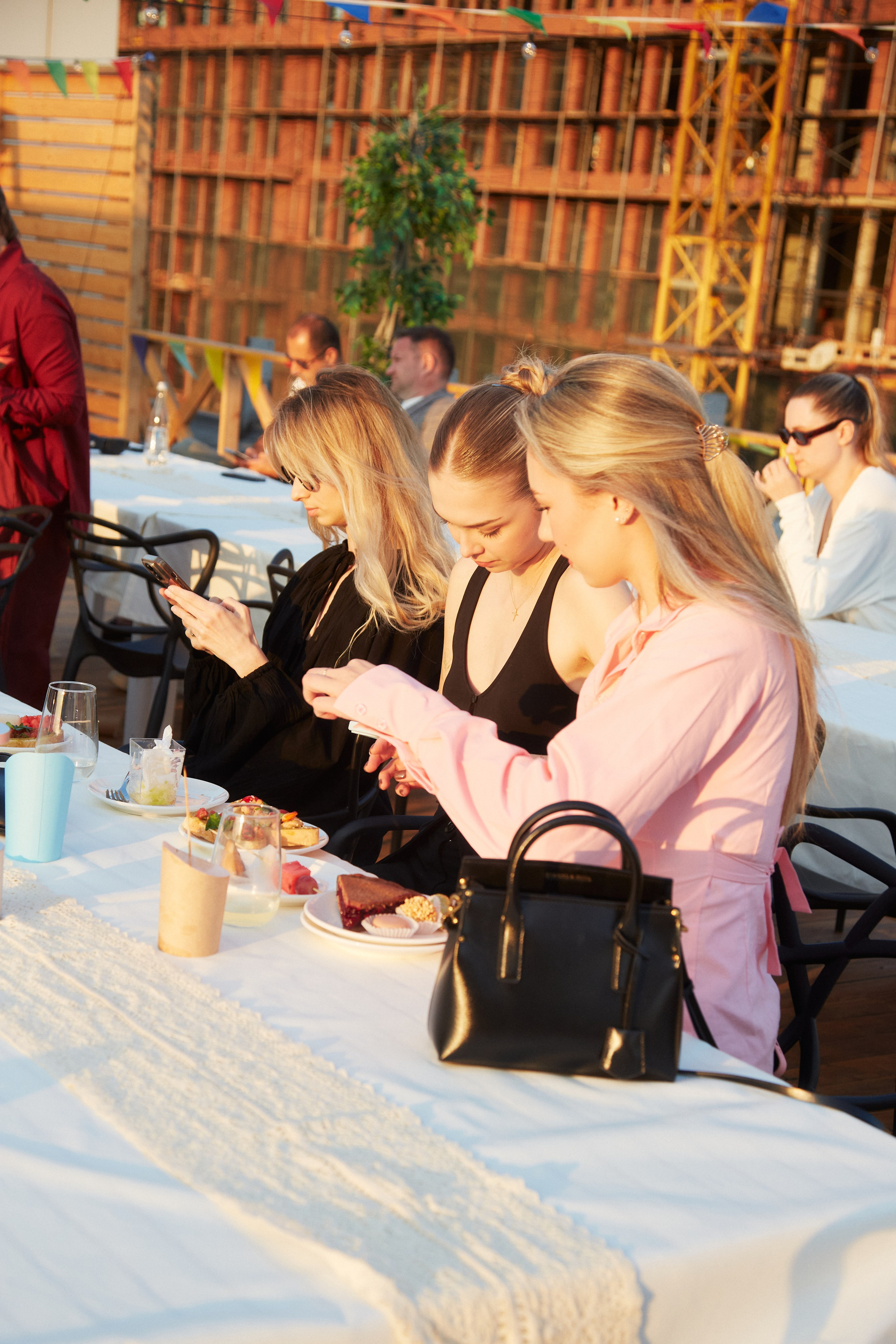 CORAL CLUB 25 years. Photographer Daria Ilkevich