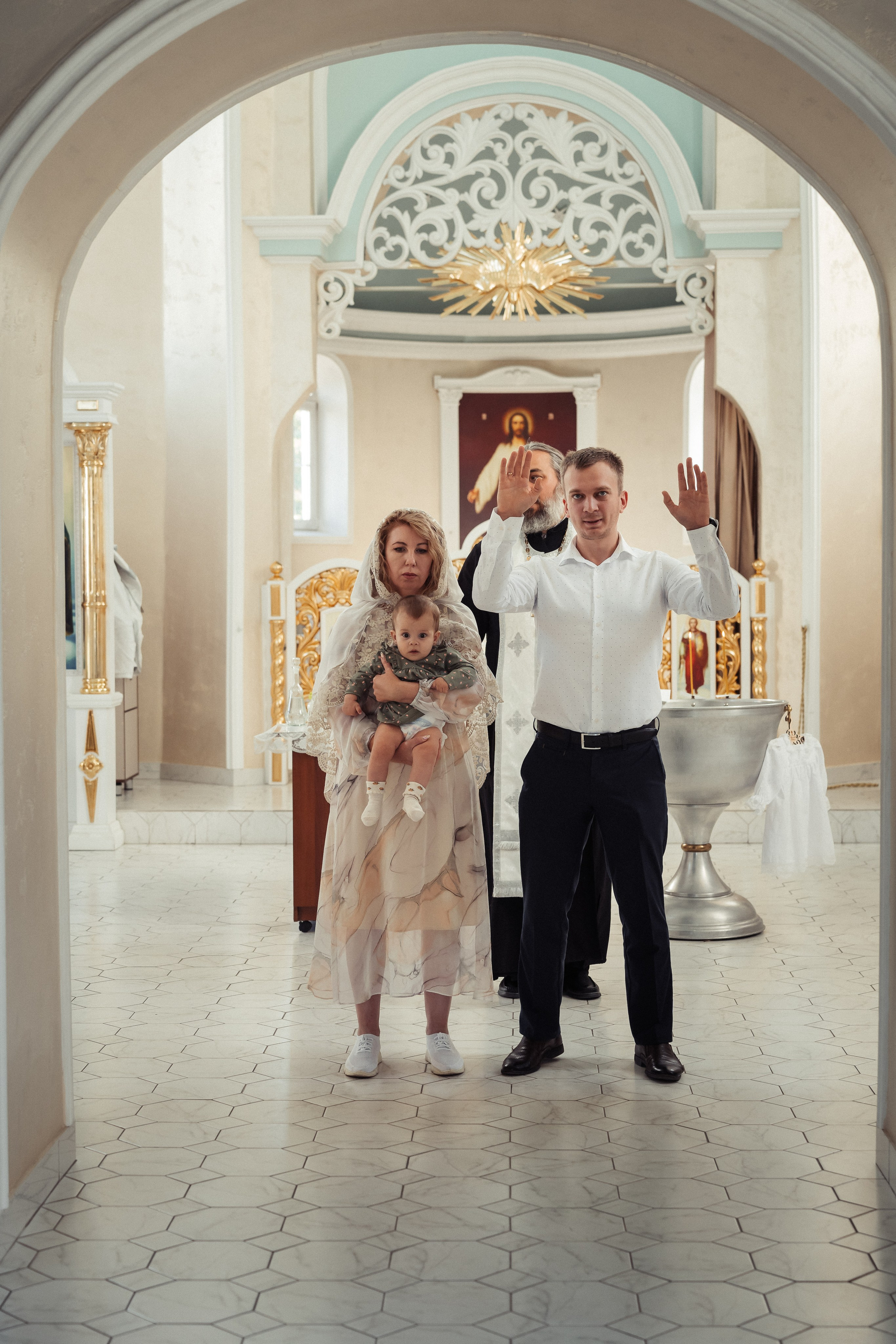 Крещение в храме Ксении Петербургской. Фотограф для семей и экспертов в г. Воронеж Ирина Круглова