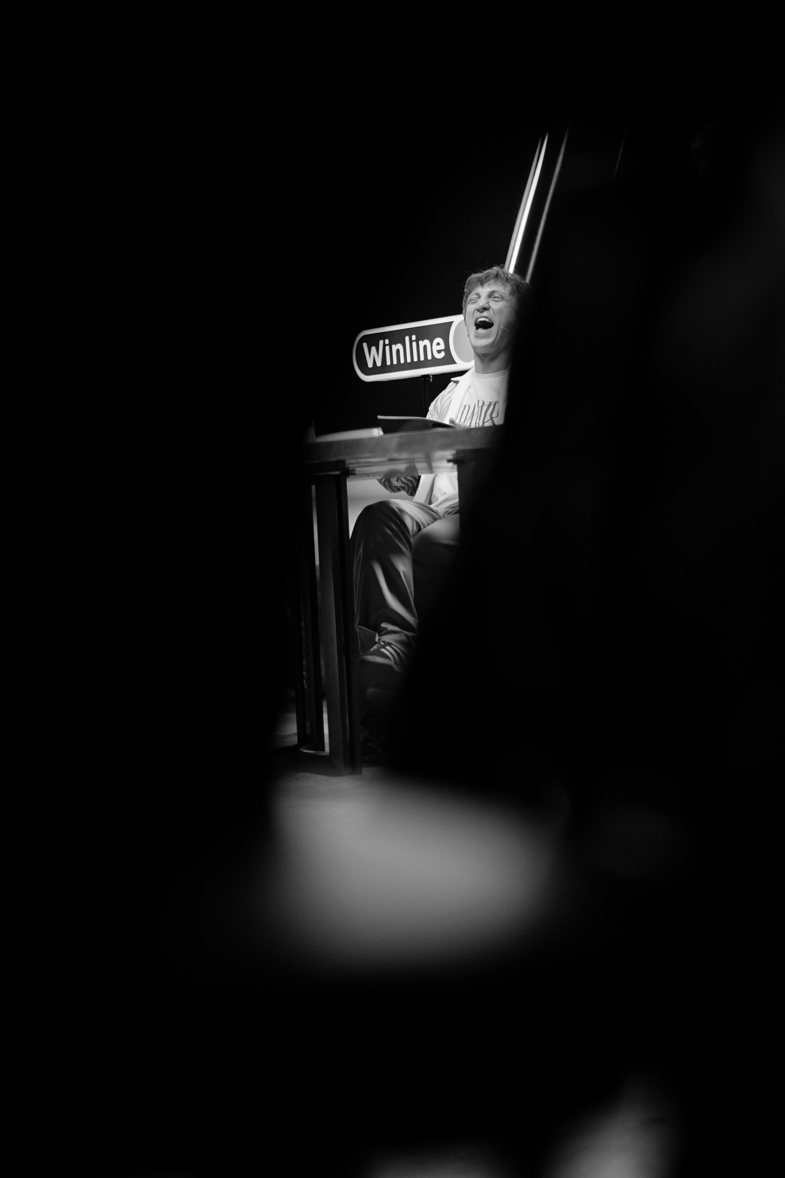 За кадром Medium Quality — шоу " Разгон ". Beardy Pix