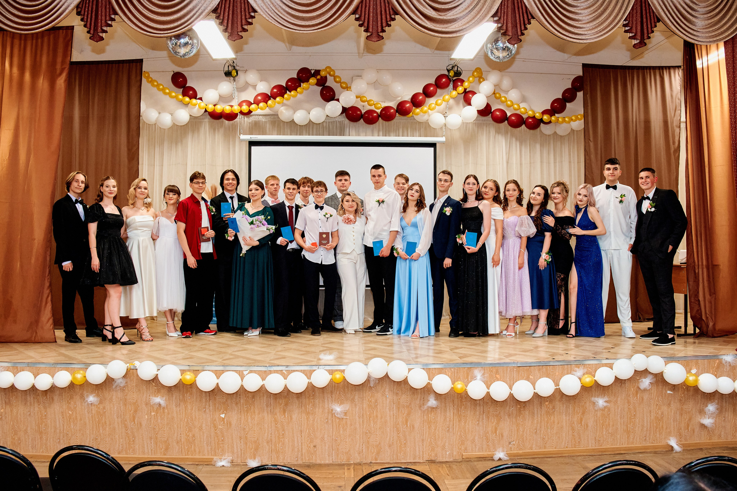 Выпускной 11Б. Школа 35. Фотограф Таганрог Анна Трайжон