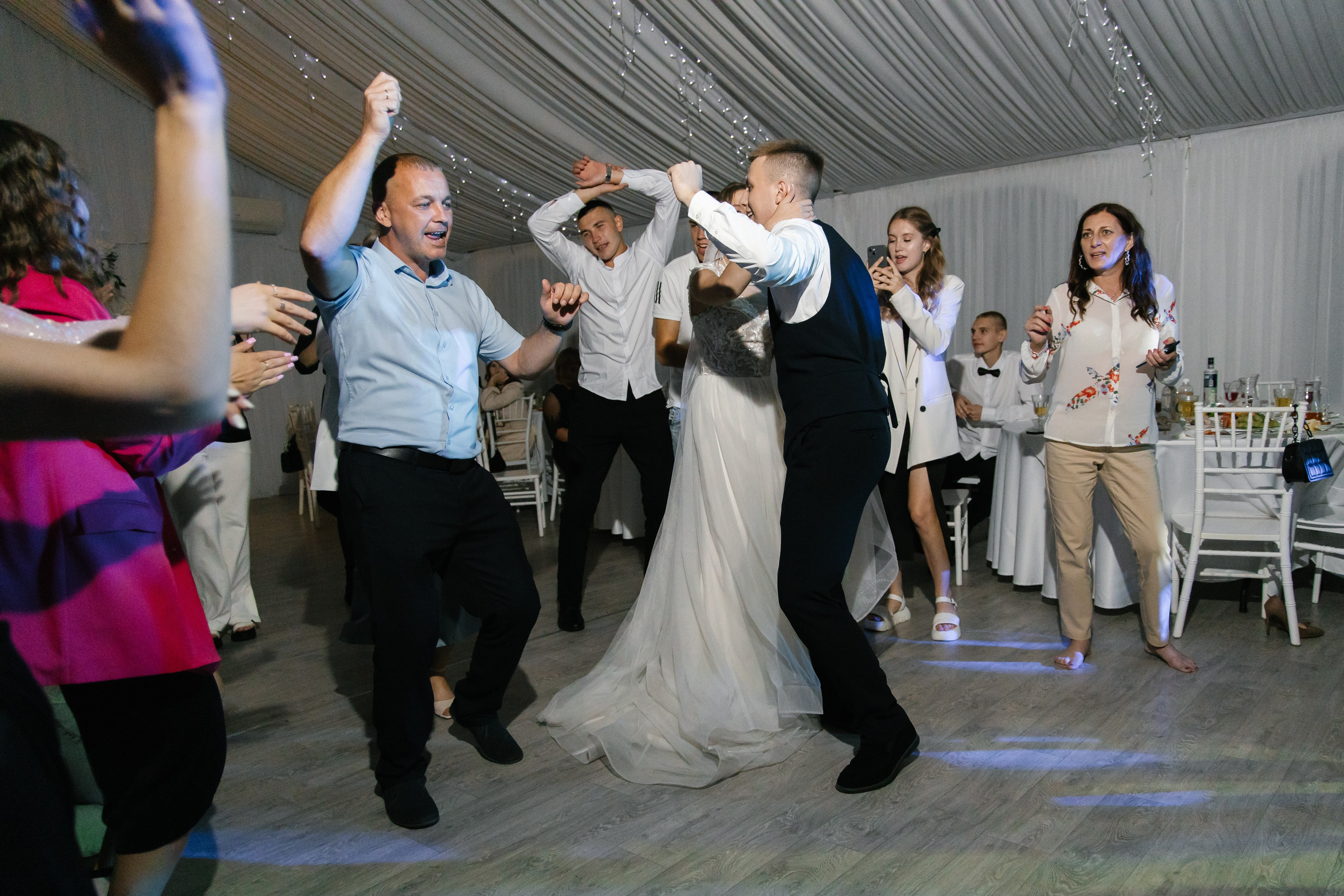 Ксения и Антон (полный день). Фотограф в Барнауле Юлия Садвокасова