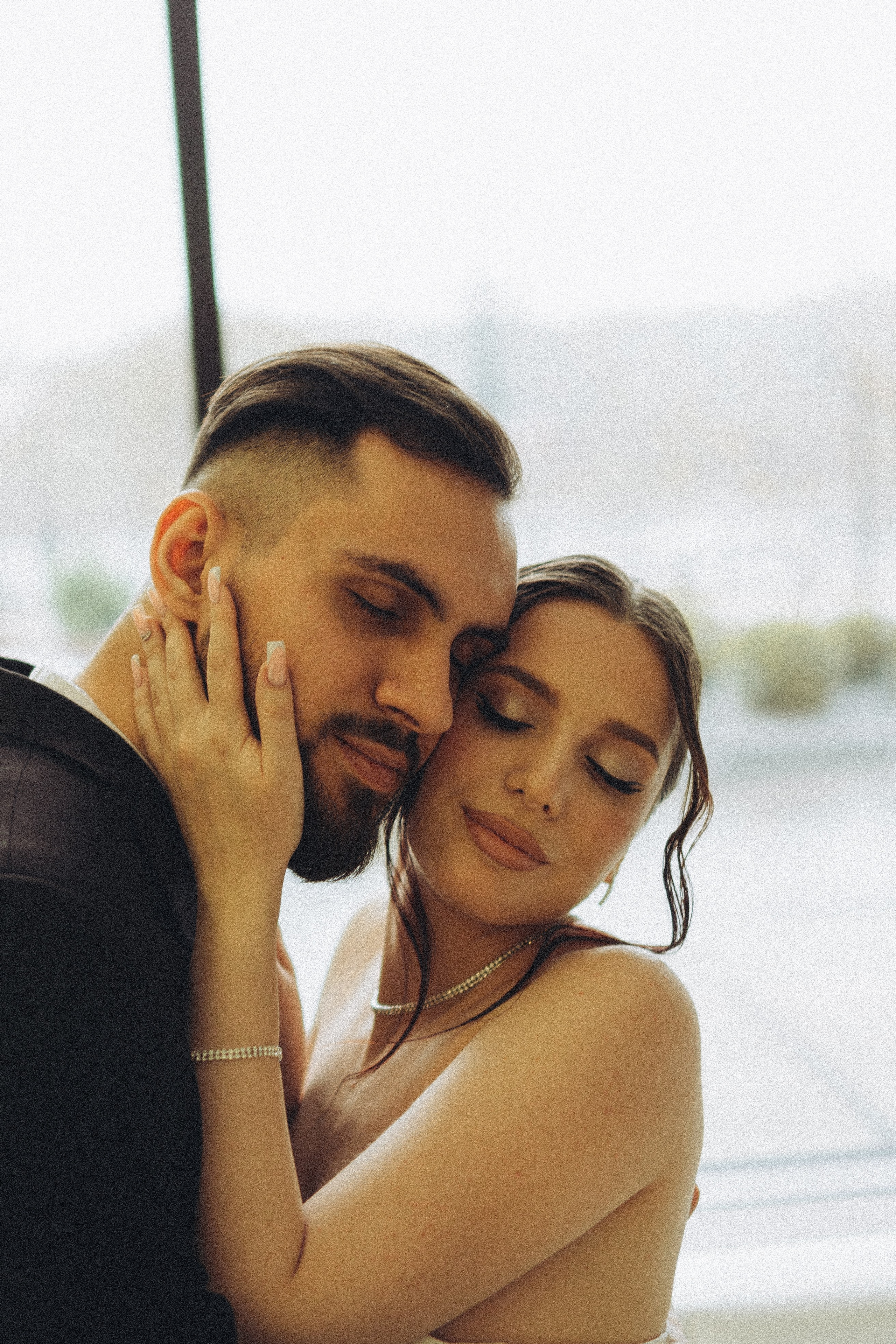 СВАДЕБНАЯ СЬЕМКА СБОРОВ ЖЕНИХА И НЕВЕСТЫ В ОТЕЛЕ И ТАКЖЕ ФОТОСЕССИИЯ В ОТЕЛЕЕ МЕГАПОЛИС БРЯНСК. Профессиональный фотограф, Санкт-Петербург — Виктория Богомолова