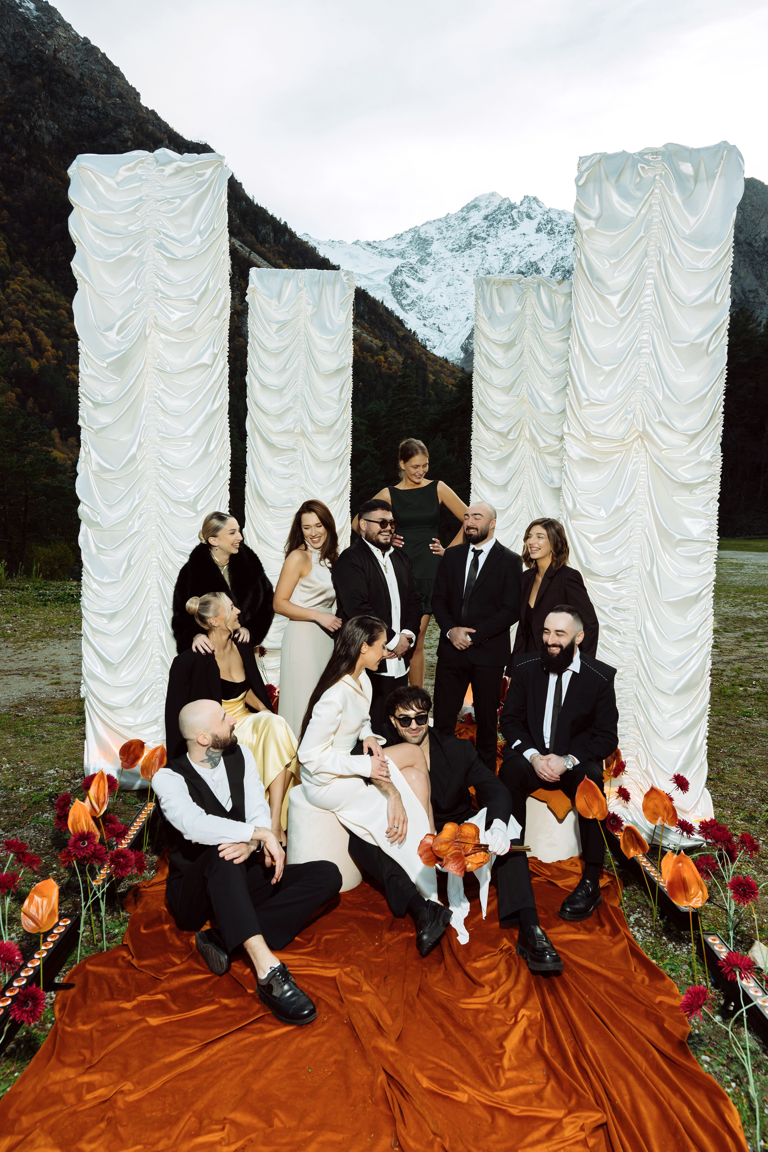 S & E. Главная