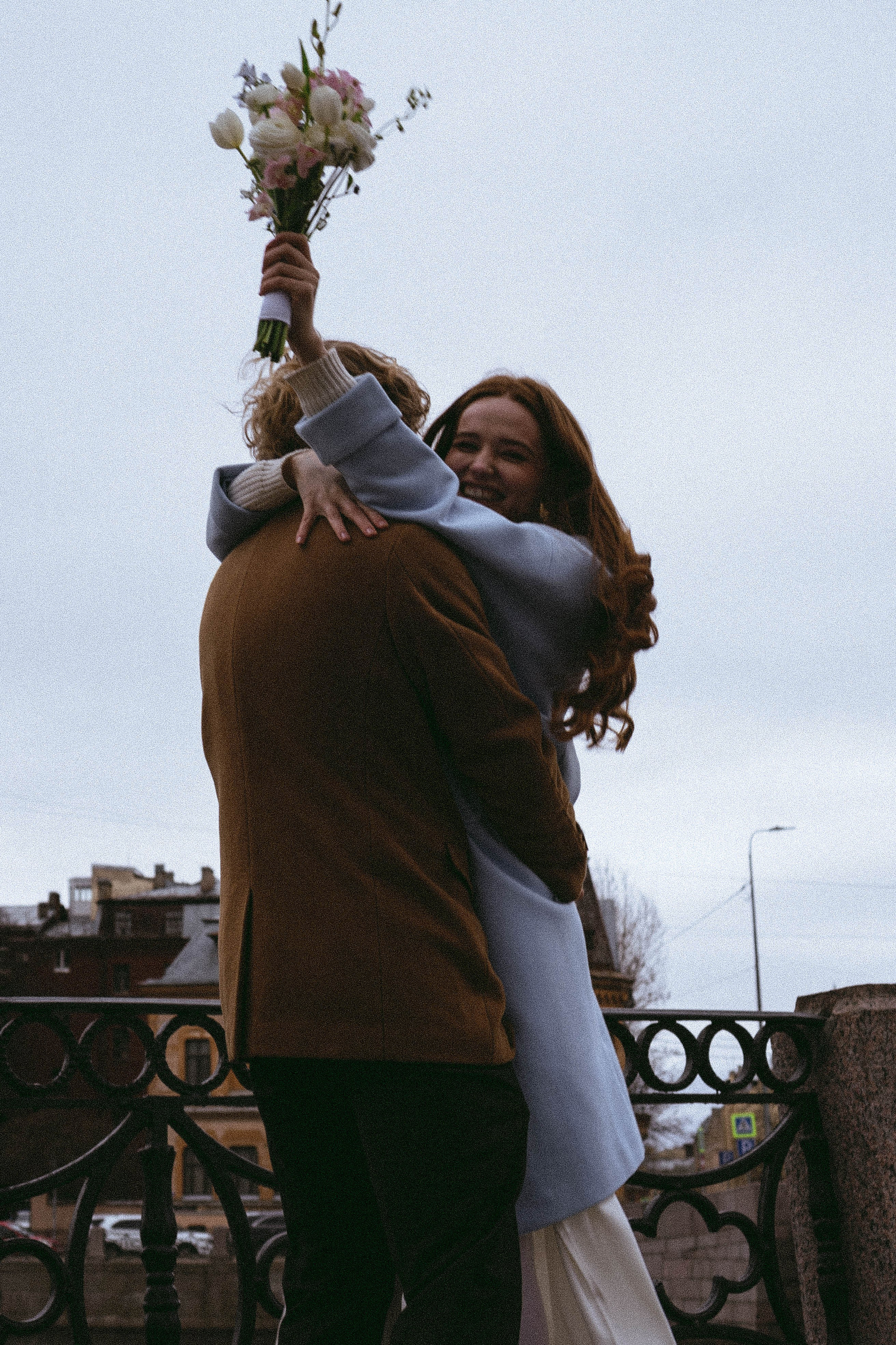 СВАДЕБНАЯ СЬЕМКА В ОТЕЛЕ. СБОРЫ ЖЕНИХА И НЕВЕСТЫ И ТАКЖЕ ТОР И ПОДГОТОВКА К ПРОГУЛКЕ И ПРОГУЛКА ПО ПЕТРОГРАДКЕ. Профессиональный фотограф, Санкт-Петербург — Виктория Богомолова