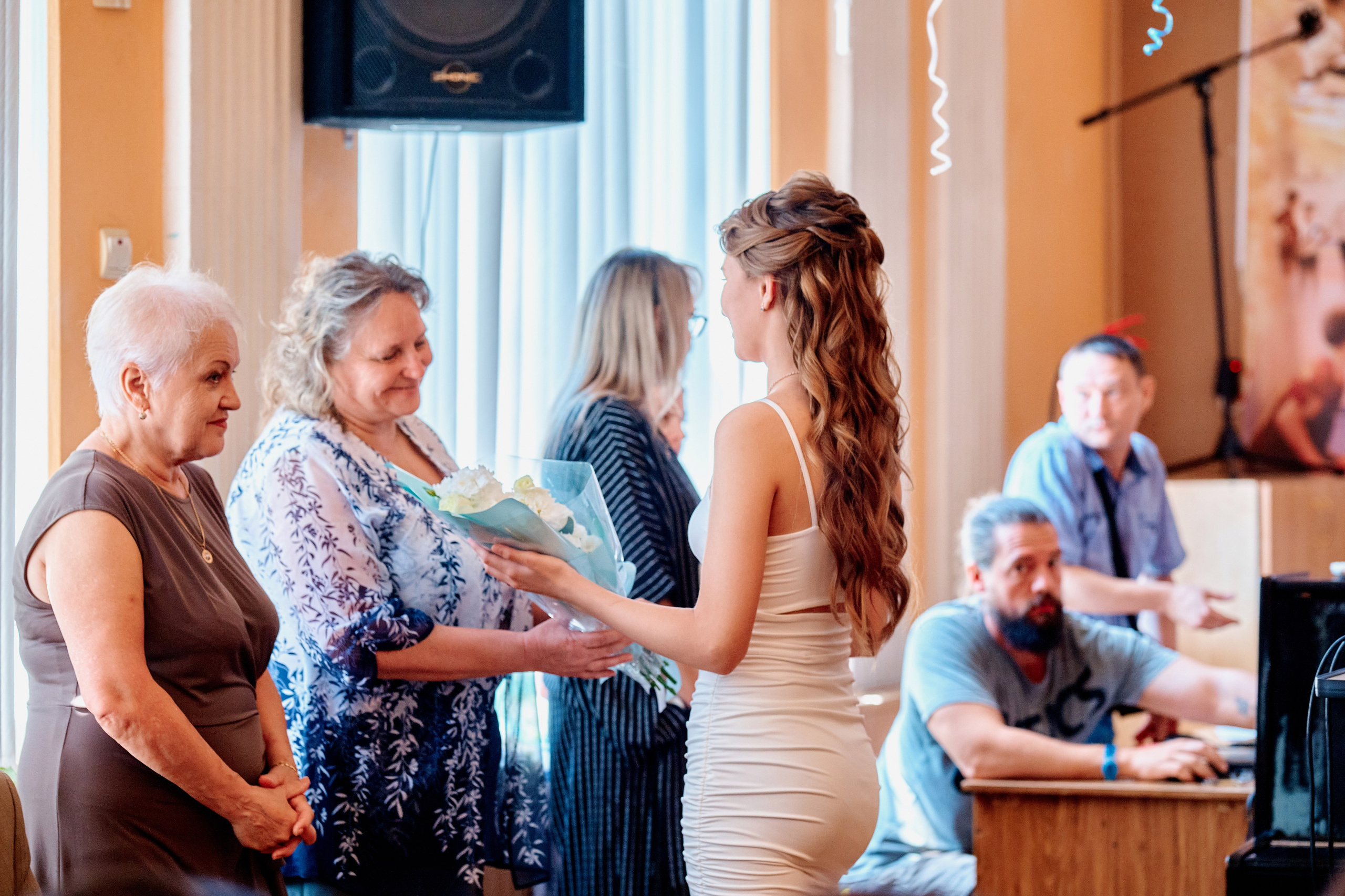 Выпускной 9 класс. Школа 10. Фотограф Таганрог Анна Трайжон