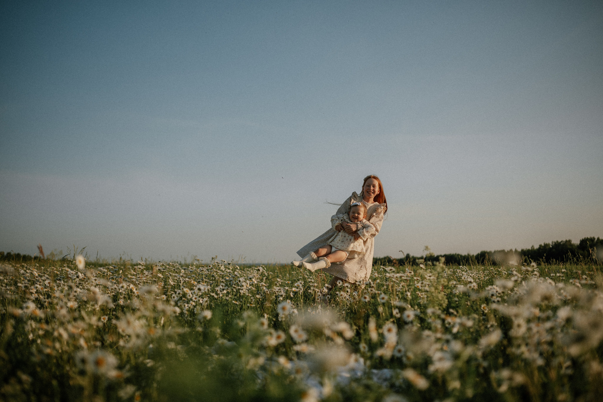 Ида, Мира и ромашки. Свадебный и семейный фотограф Кожевникова Лариса