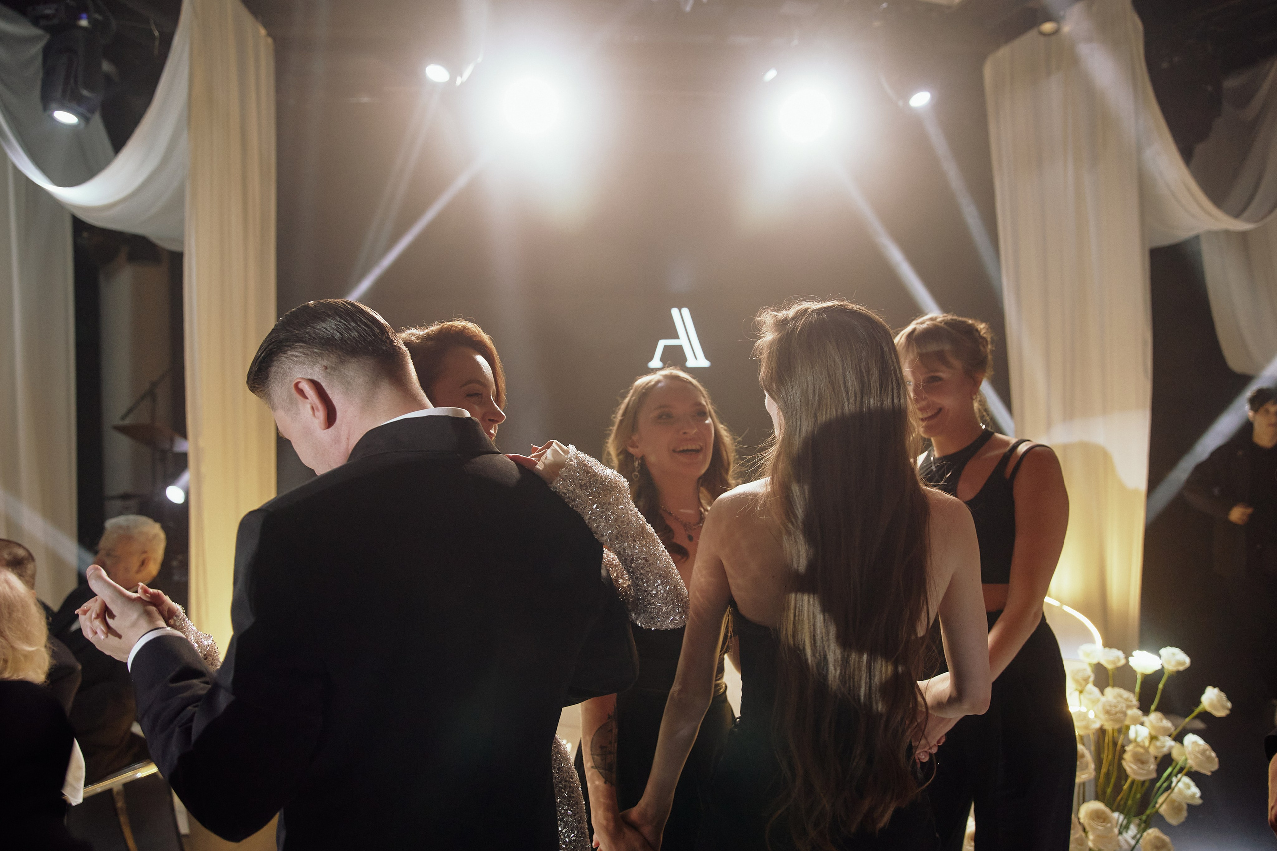 A MIRROR IS ONLY A HEART. Дмитрий Мазуркевич: Профессиональный Репортажный Фотограф