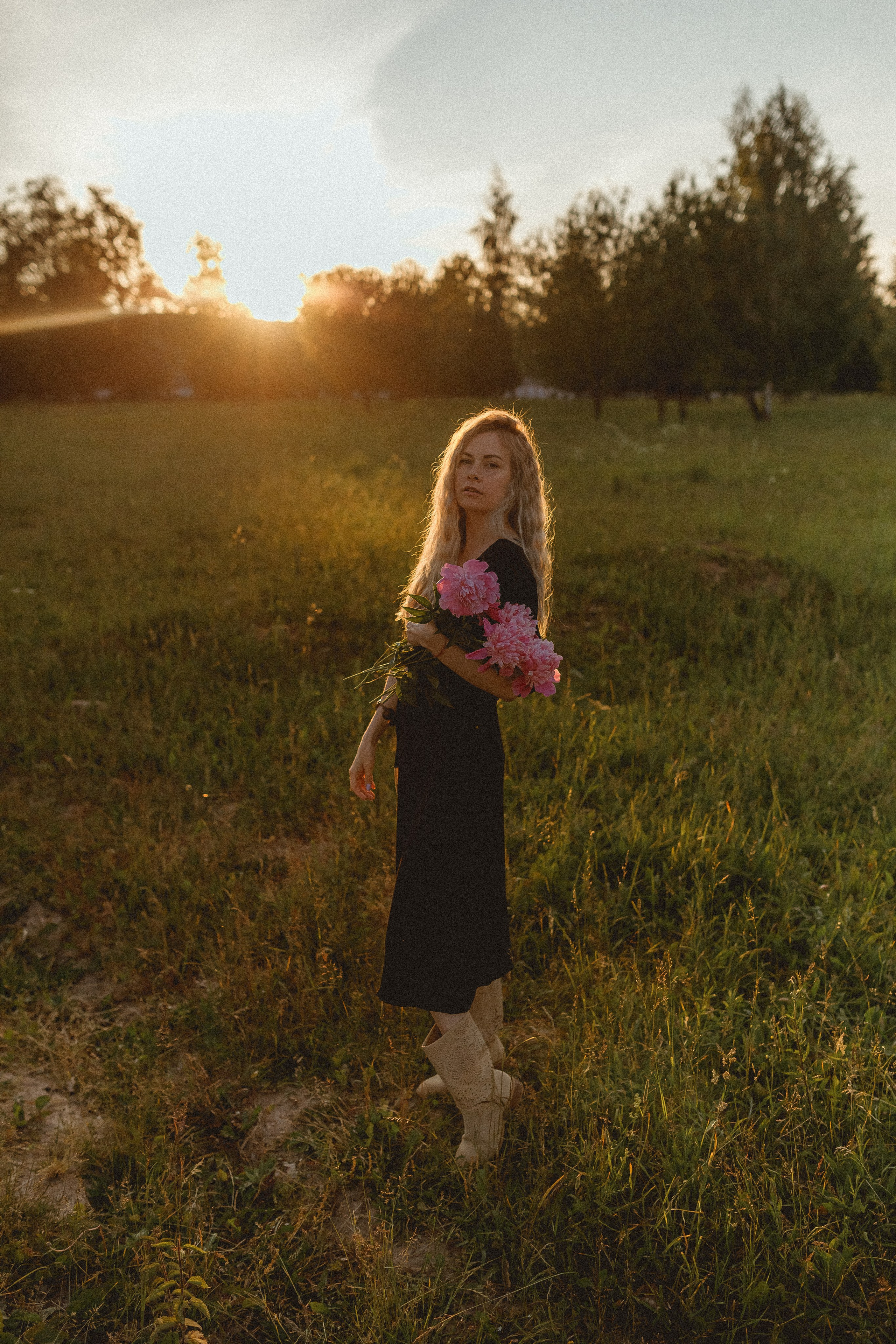 Мария. Лето. Поле. Фотограф в Москве Базанова Дарья
