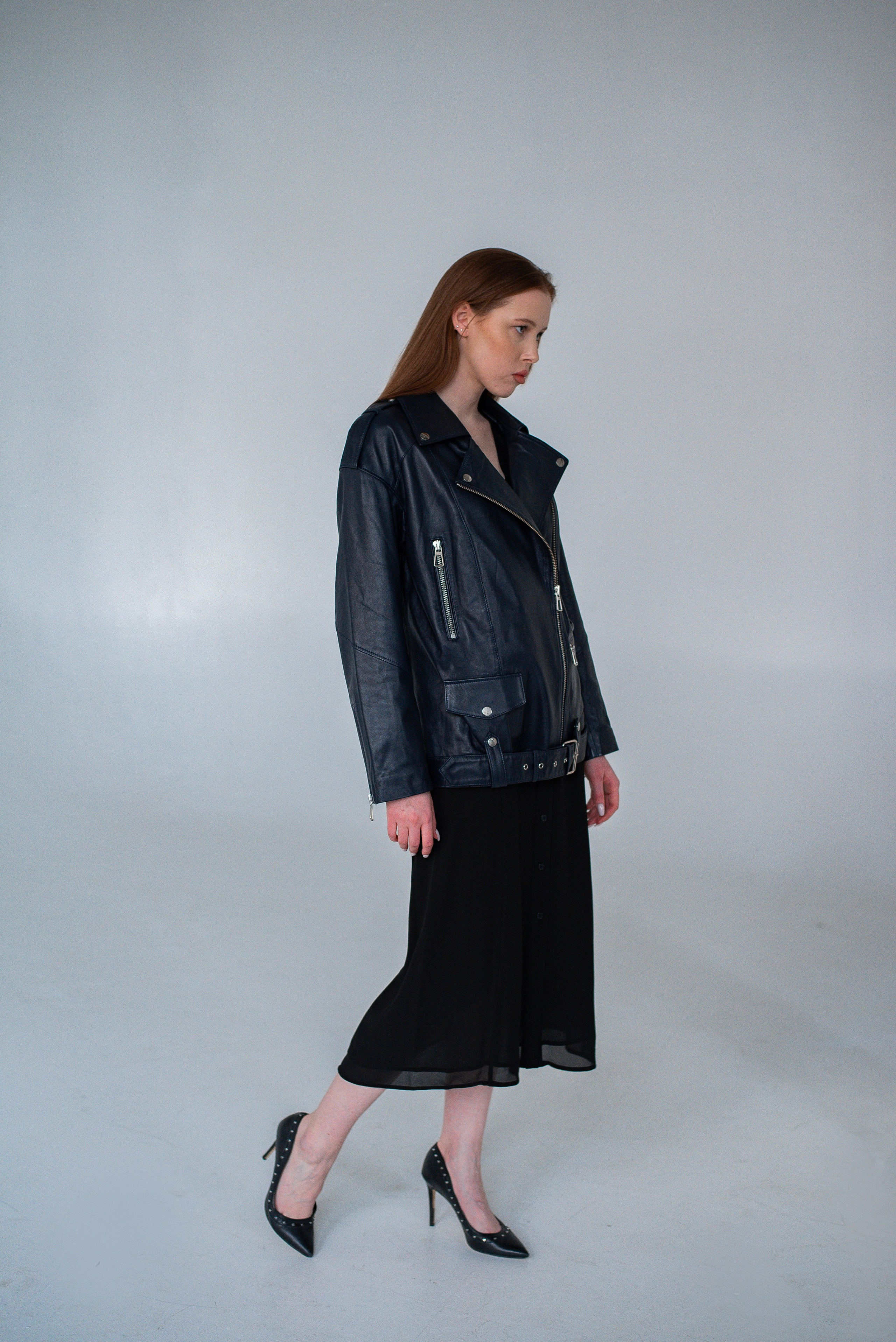 Куртки (фон). Контент фотограф в Москве Лихачева Ксения