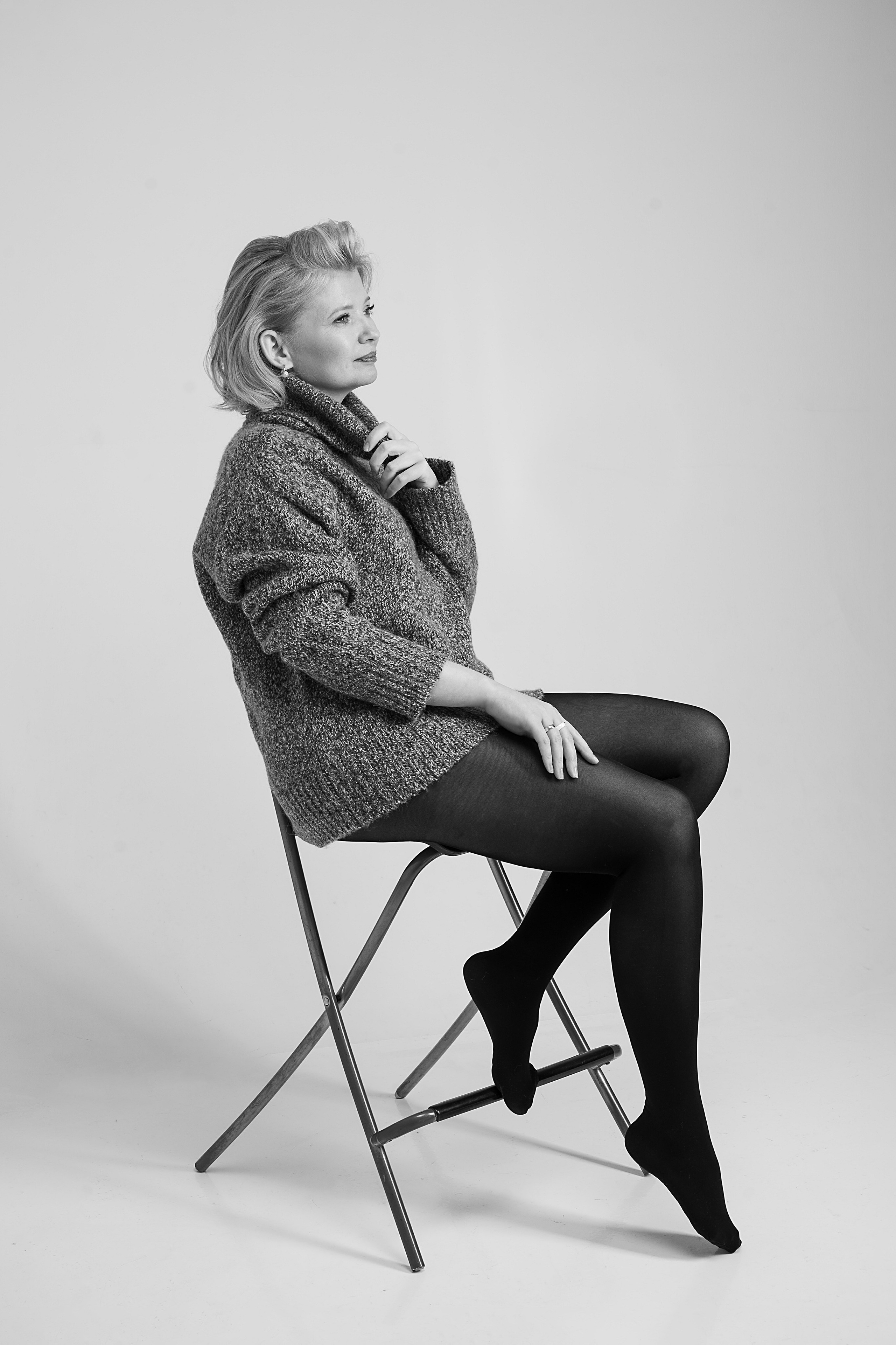 ЖЕНСКИЙ ПОРТРЕТ. ГЛАВНАЯ