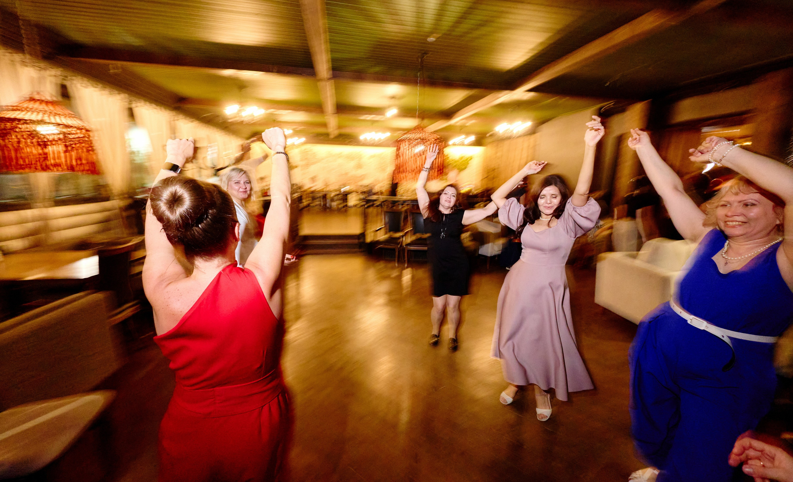 Выпускной 35 Сош. Фотограф Выпускные альбомы Таганрог Сергей Коробченко