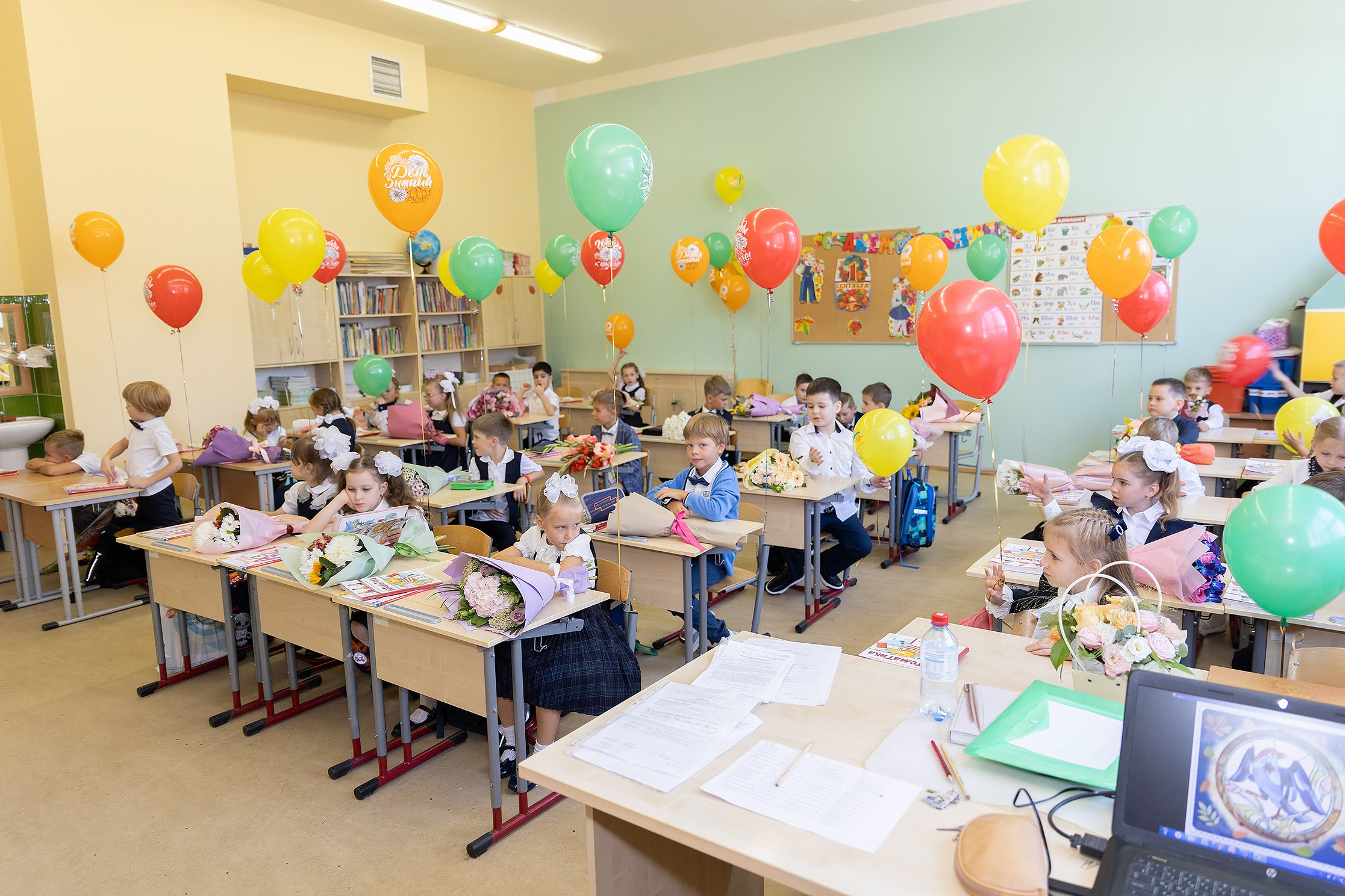 1 Сентября репортаж. Профессиональный Фотограф в Москве Андрей Славнов