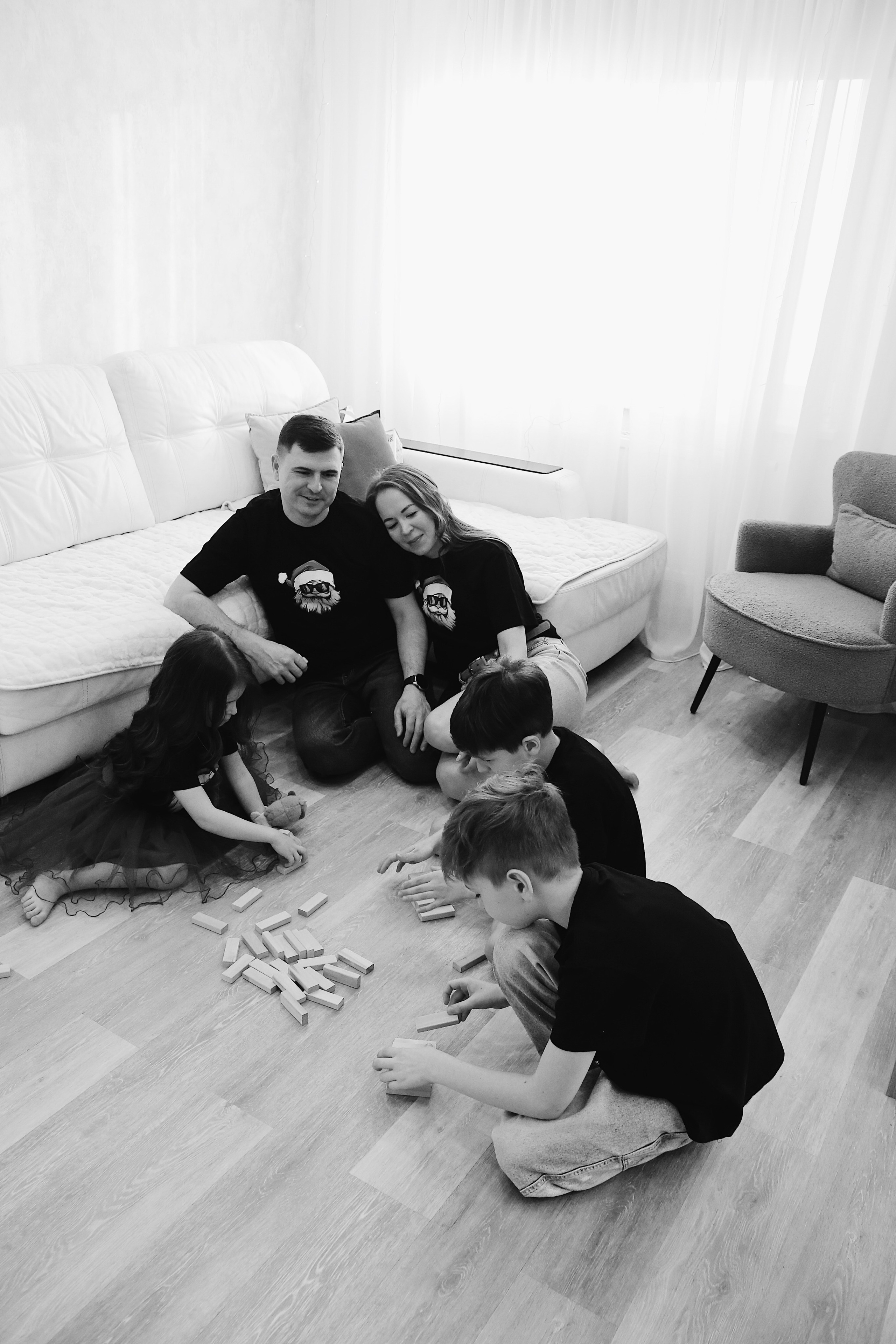 Хисамовы. Домашняя съемка. Фотограф Пирумян Анна. г. Сургут, г. Воронеж