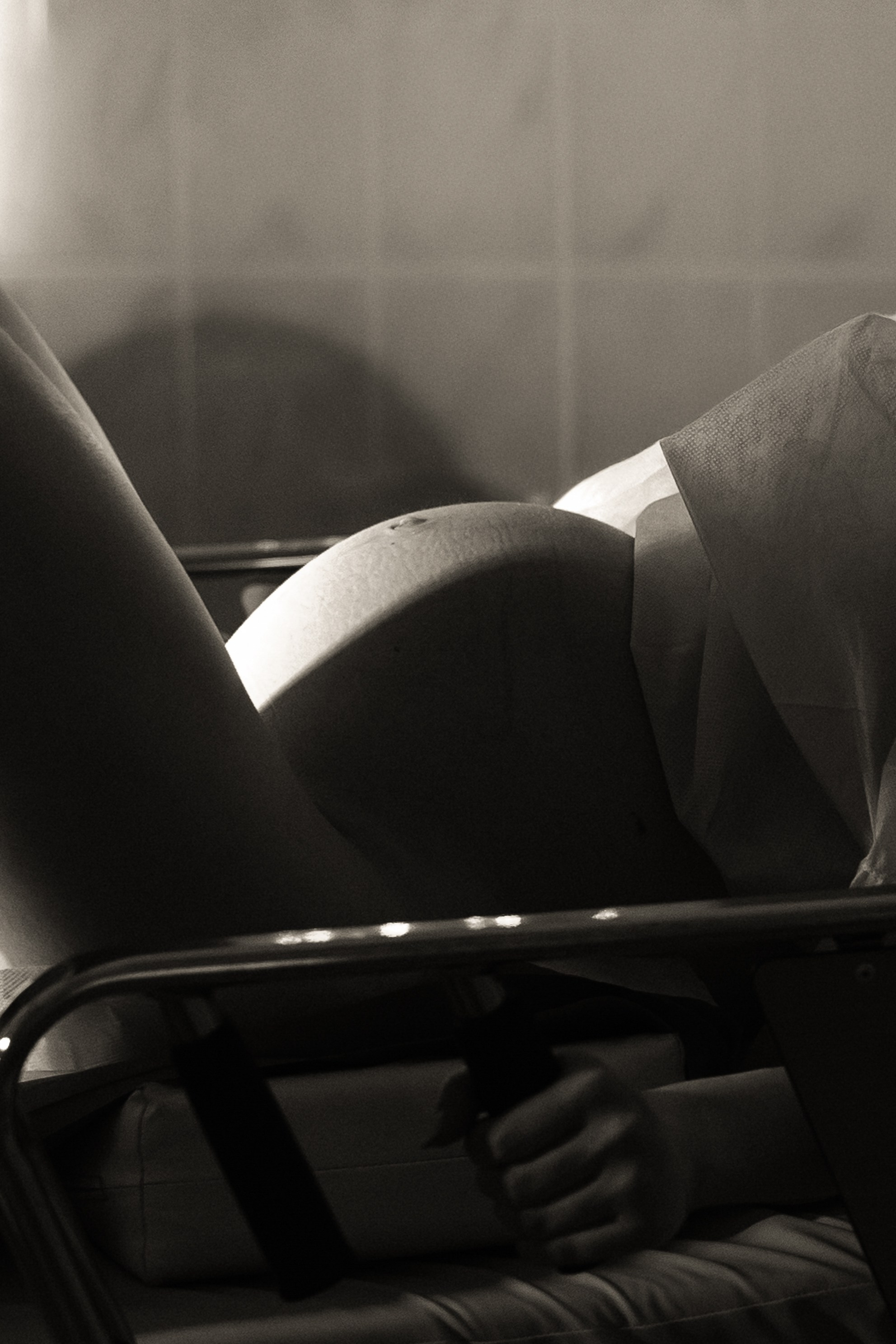 Здесь Вы можете ознакомиться с видами съемок и их стоимостью. Семейный фотограф, фотограф на роды в Челябинске Калистратова Кристина