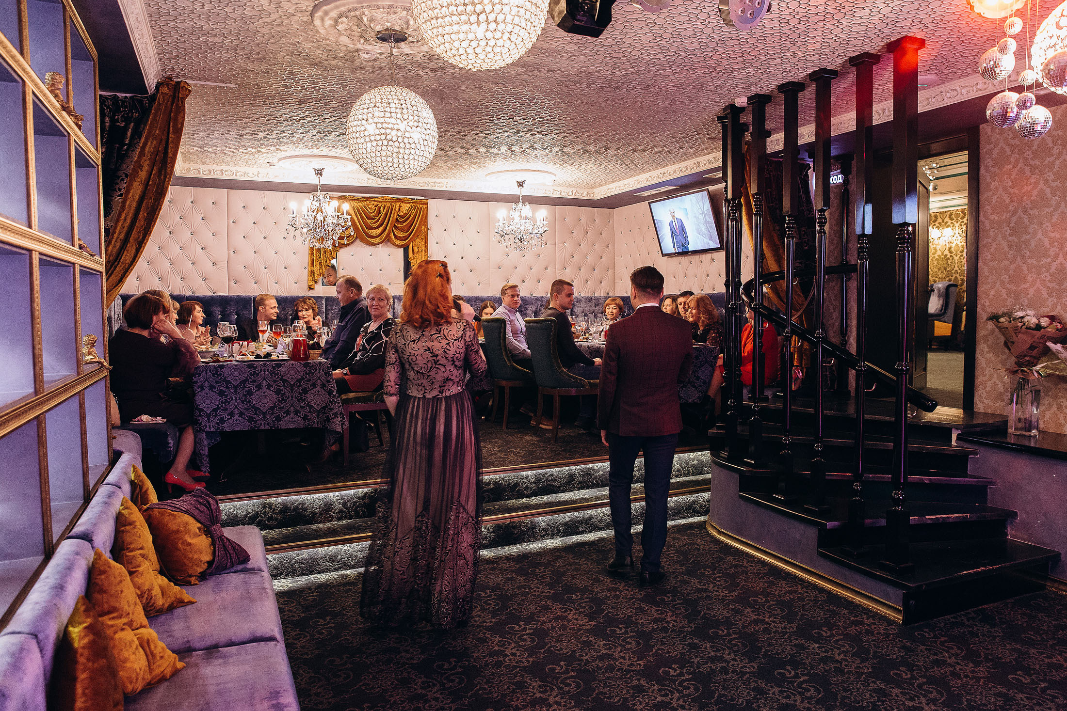 Караоке-клуб Артист. Свадебный фотограф в Екатеринбурге Илья Корсаков