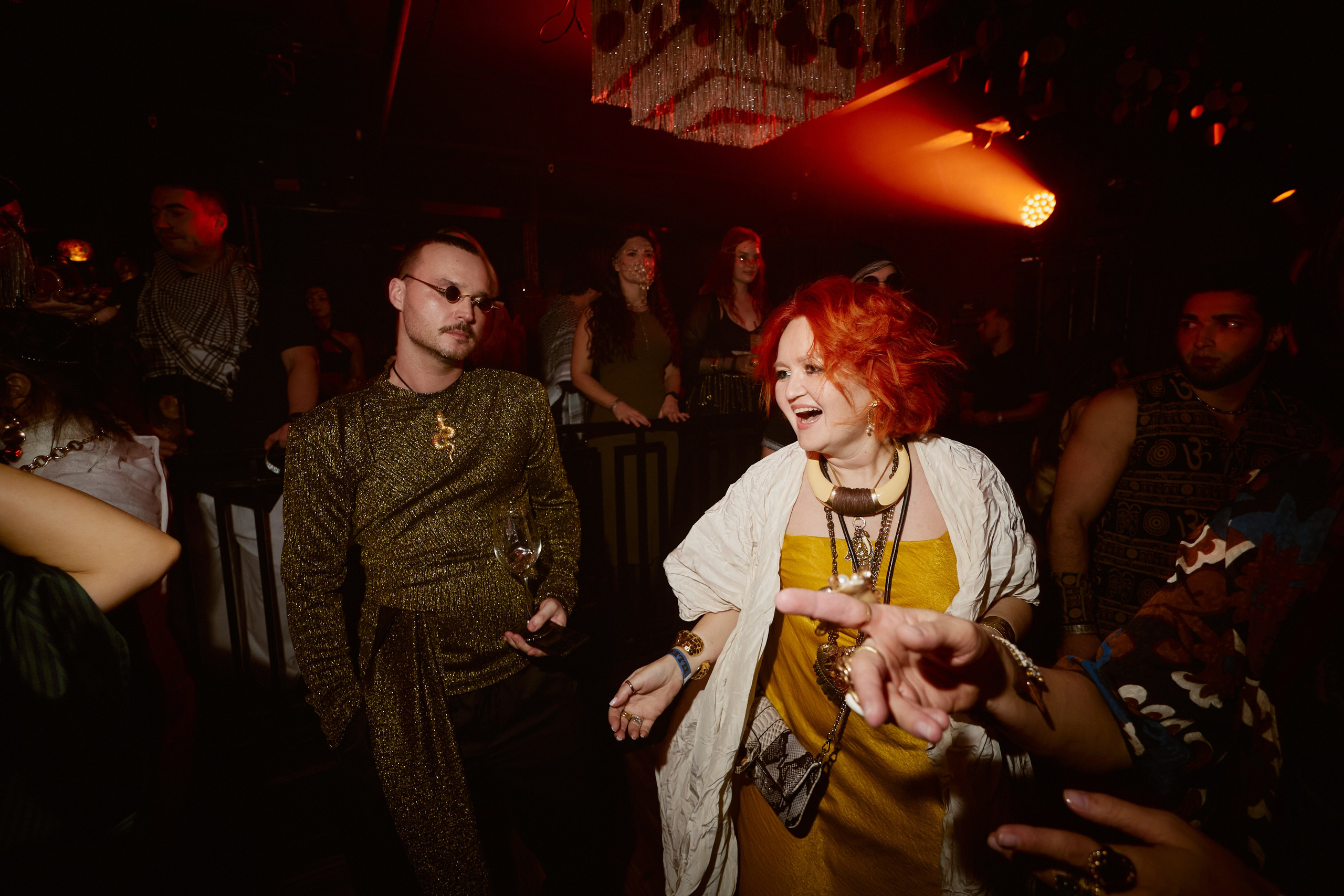 ILLEGAL FRIENDS MIRAGE. ФОТОГРАФ НА МЕРОПРИЯТИЕ ОТ СОЛЬ МЕДИА PRODUCTION