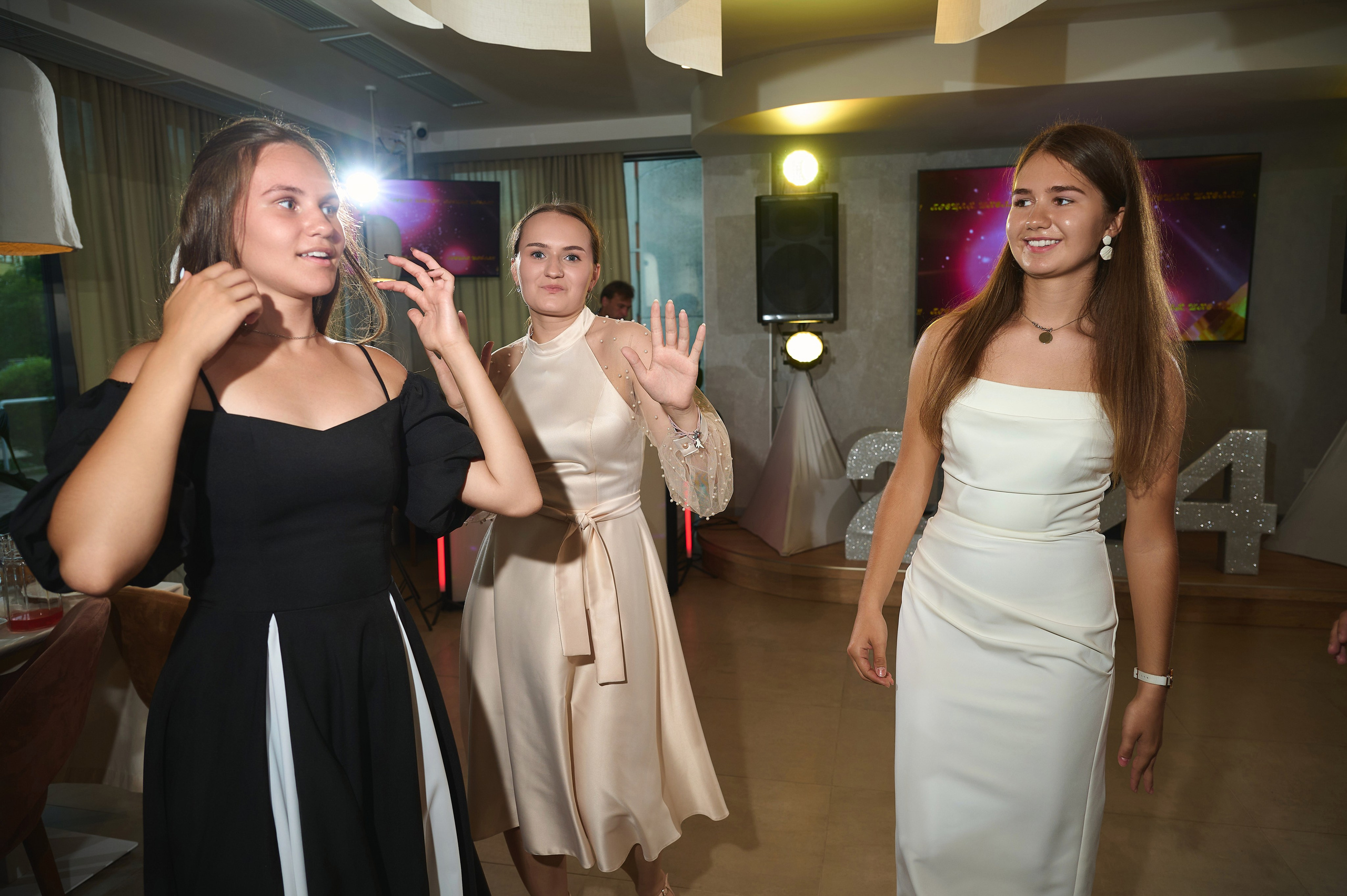 Репортажная съёмка выпускного 9-11 классы. Выпускной альбом Выборг, Каменногорск, Светогорск, Санкт-Петербург