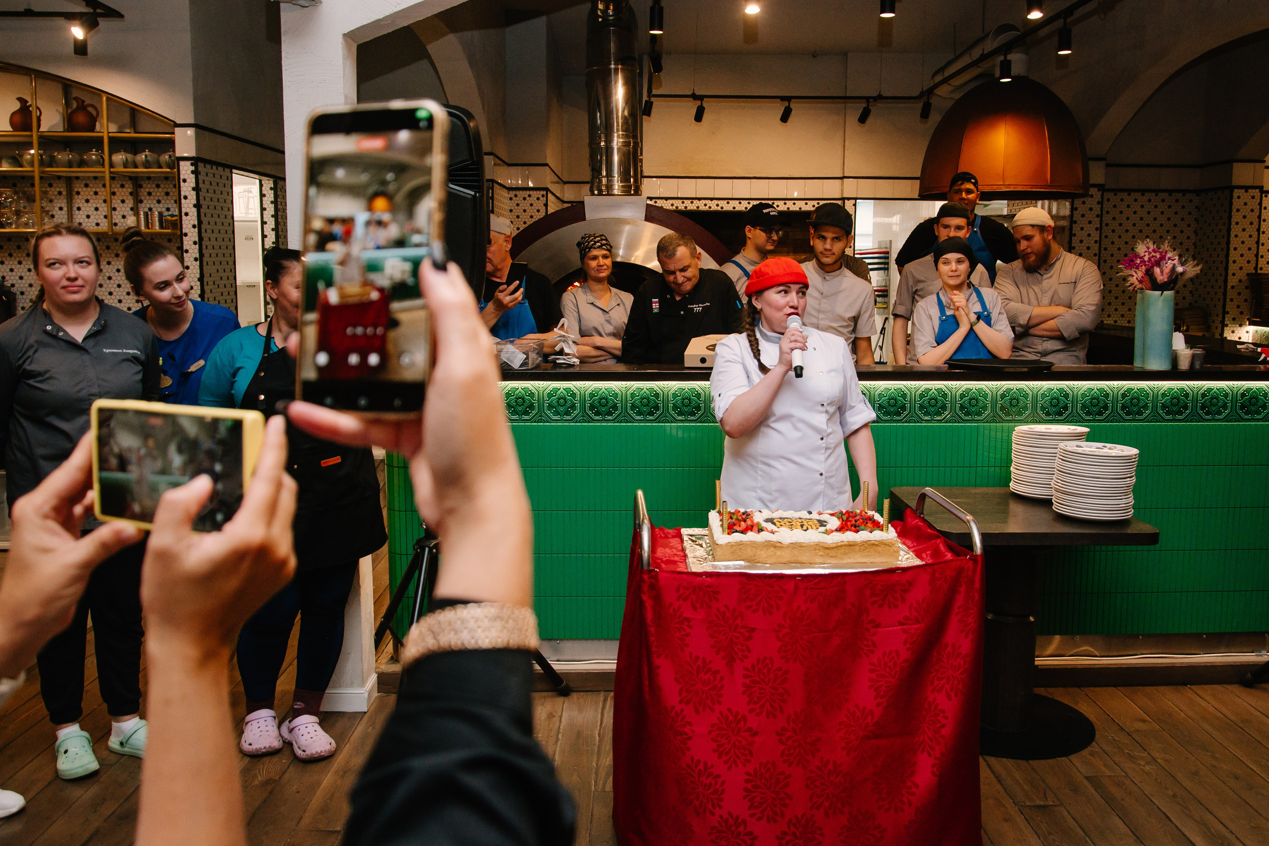 1 год ресторану Аджикинежаль. Фотограф в Челябинске Любовь Денисенко
