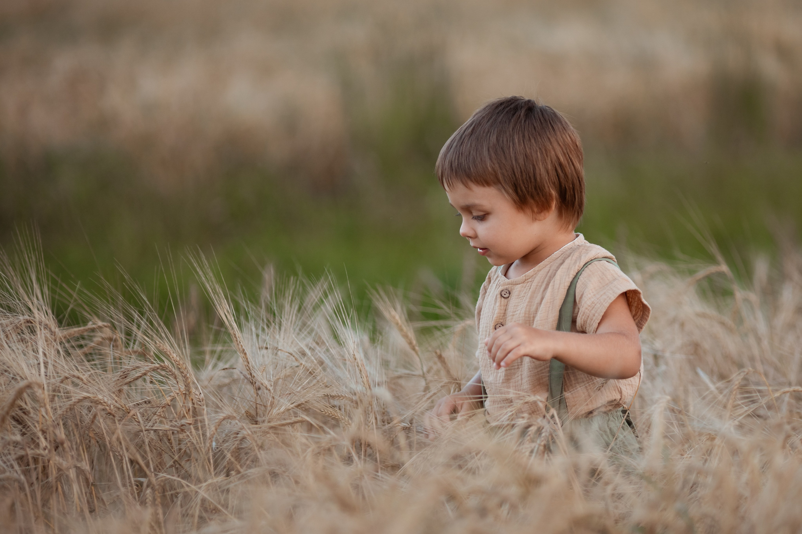 Детская фотосессия в полях | Надежда Воробьёва. Семейный и женский фотограф в Москве Надежда Воробьева