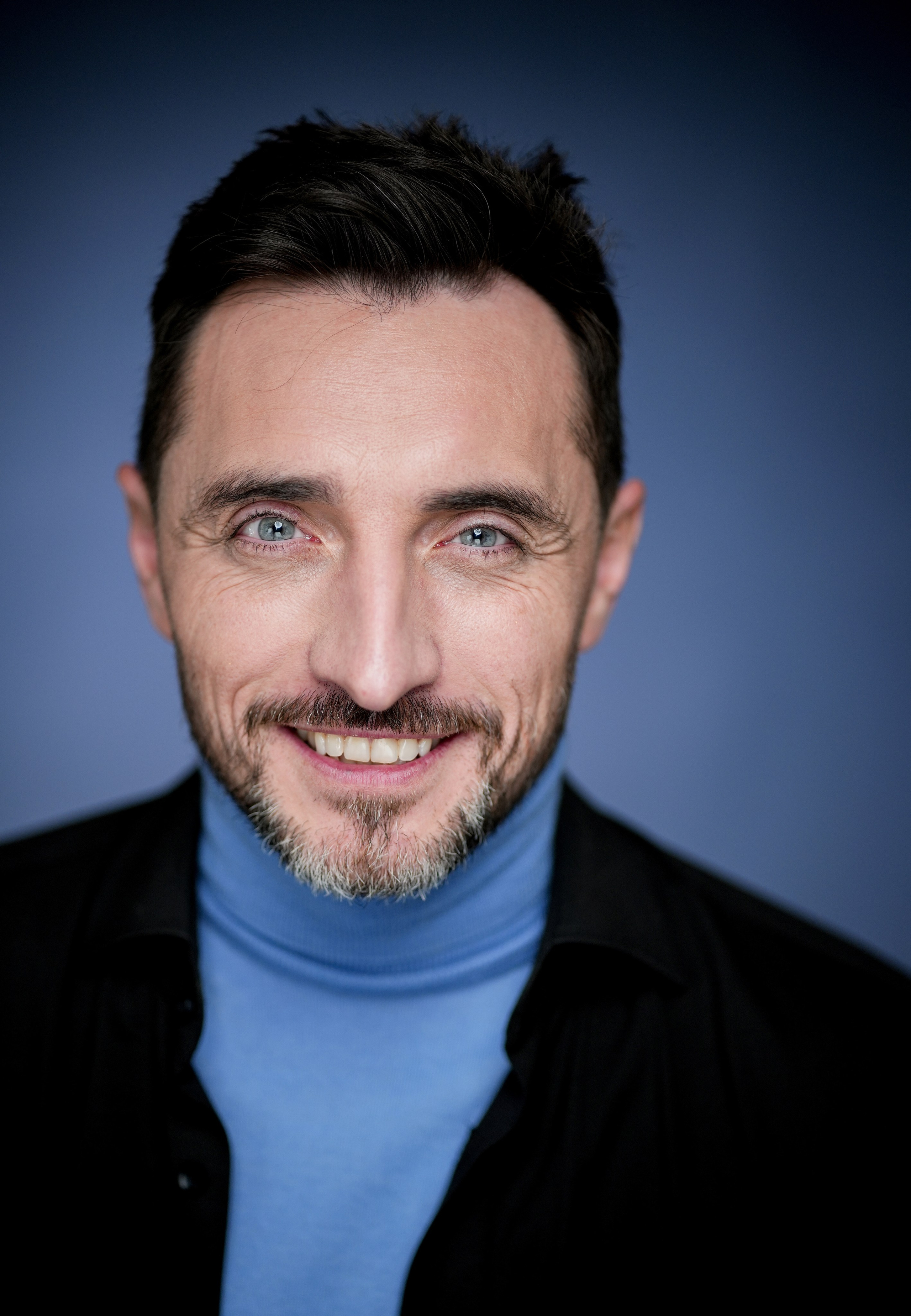 Актер Алексей Лосихин. Портретная съемка в Москве, студийный фотограф Игорь Фомин