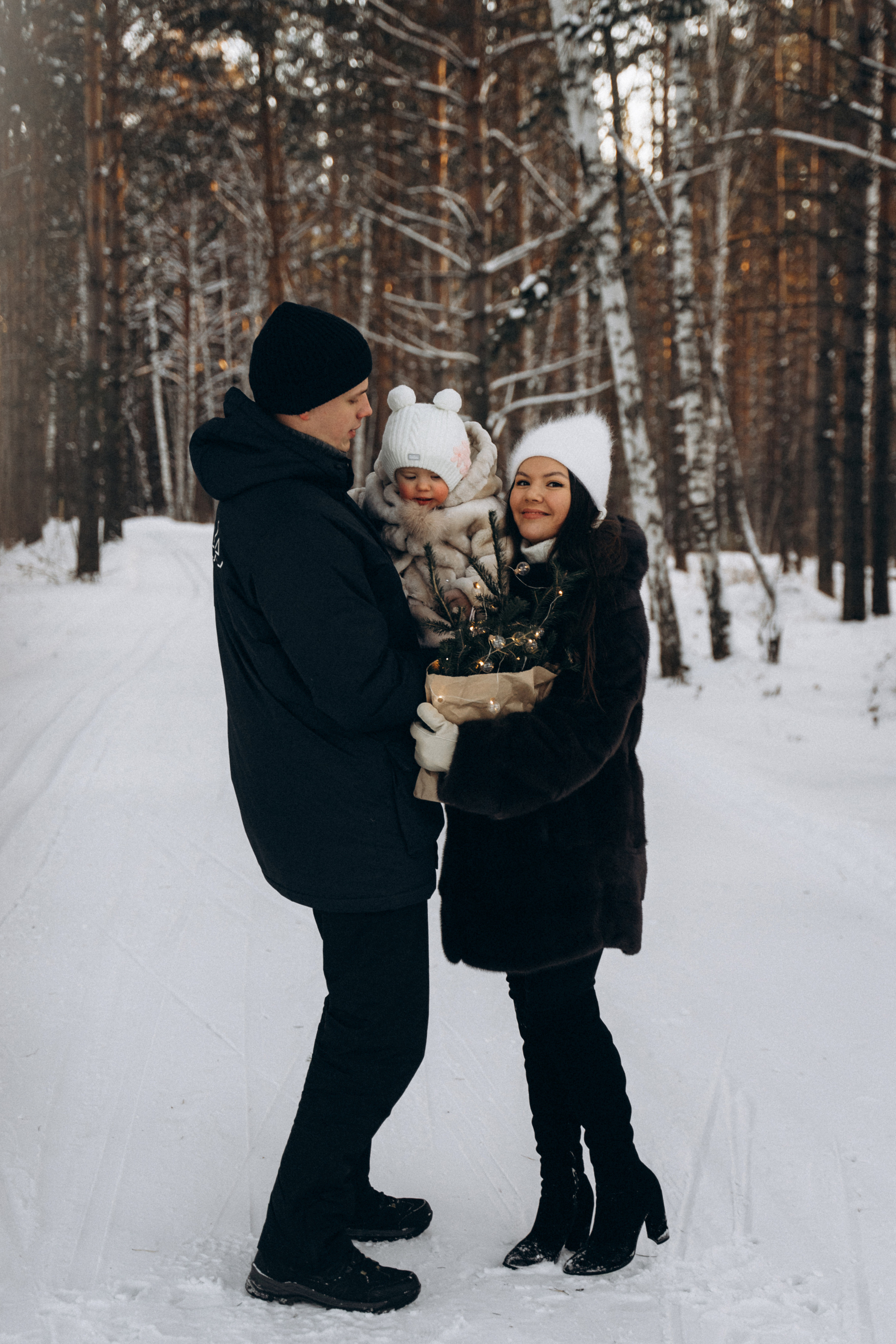 Мир для троих. Моменты и истории о вас настоящих