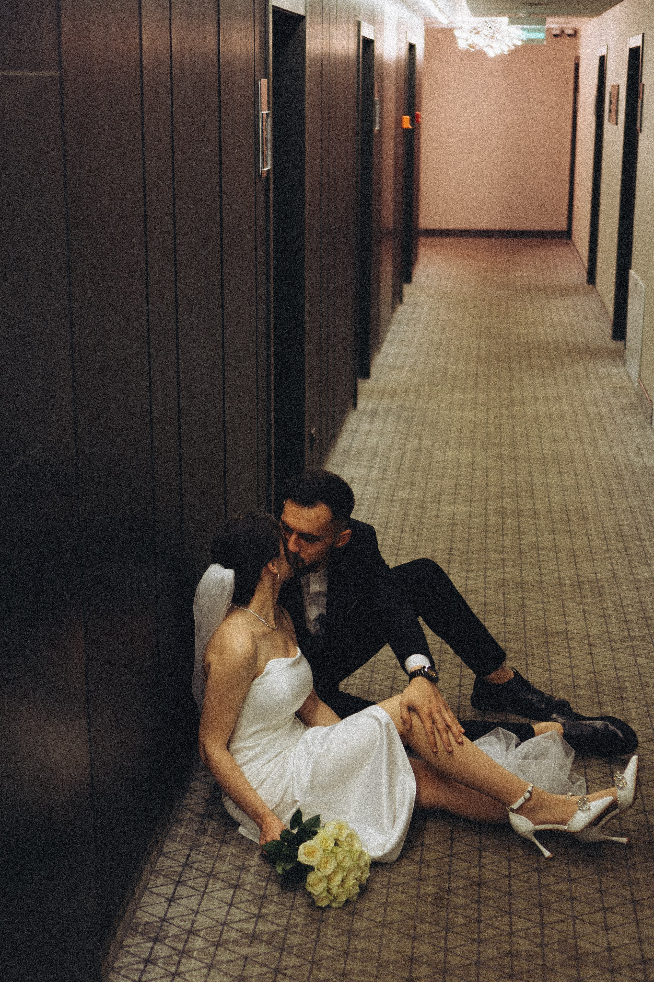 СВАДЕБНАЯ СЬЕМКА СБОРОВ ЖЕНИХА И НЕВЕСТЫ В ОТЕЛЕ И ТАКЖЕ ФОТОСЕССИИЯ В ОТЕЛЕЕ МЕГАПОЛИС БРЯНСК. Профессиональный фотограф, Санкт-Петербург — Виктория Богомолова