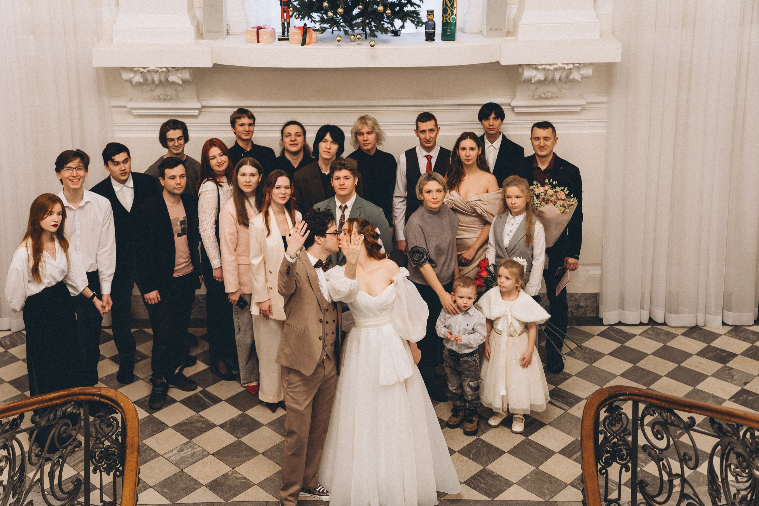 СВАДЕБНАЯ СЬЕМКА ВО ВТОРОМ ДВОРЦЕ С ГОСТЯМИ И ПРОГУЛКА В ТАВРИЧЕСКОМ САДУ. Профессиональный фотограф, Санкт-Петербург — Виктория Богомолова