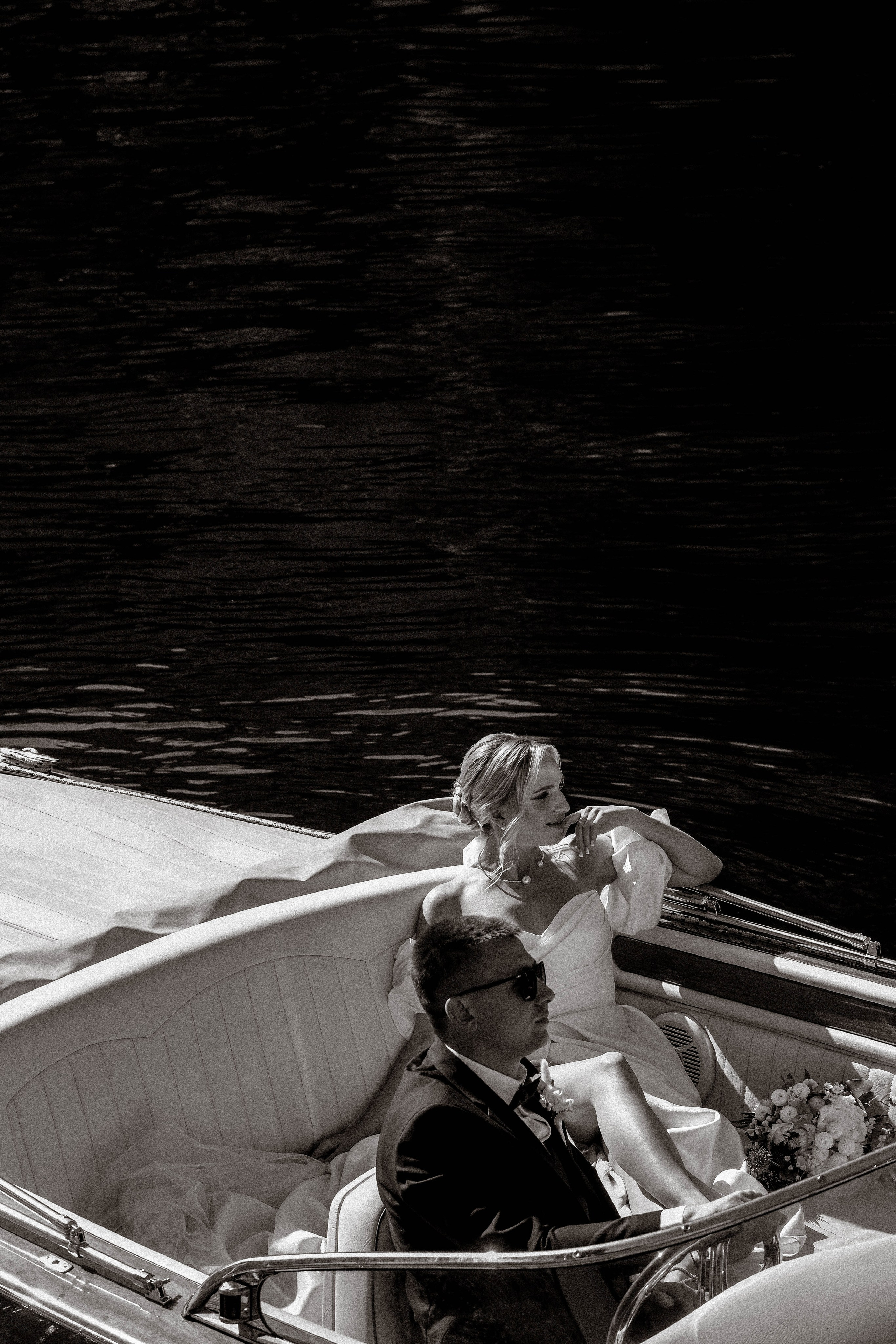 СВАДЕБГНАЯ ПРОГУЛКА ПО КАНАЛ САНКТ-ПЕТЕРБУРГА НА КАТЕРЕ. Профессиональный фотограф, Санкт-Петербург — Виктория Богомолова