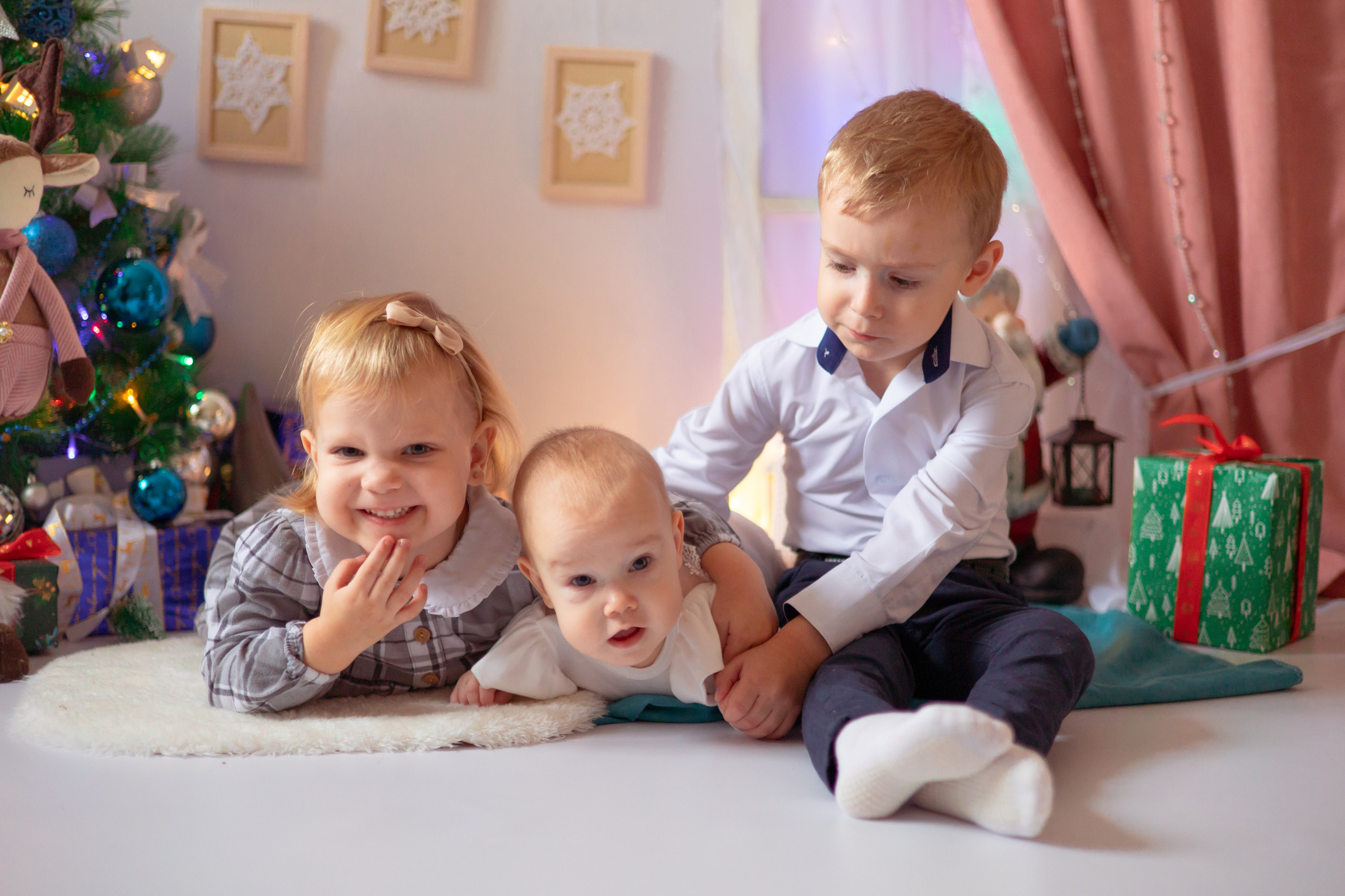 Дети новый год 2024. Семейный и детский фотограф в Михайловке Татьяна Лестьева