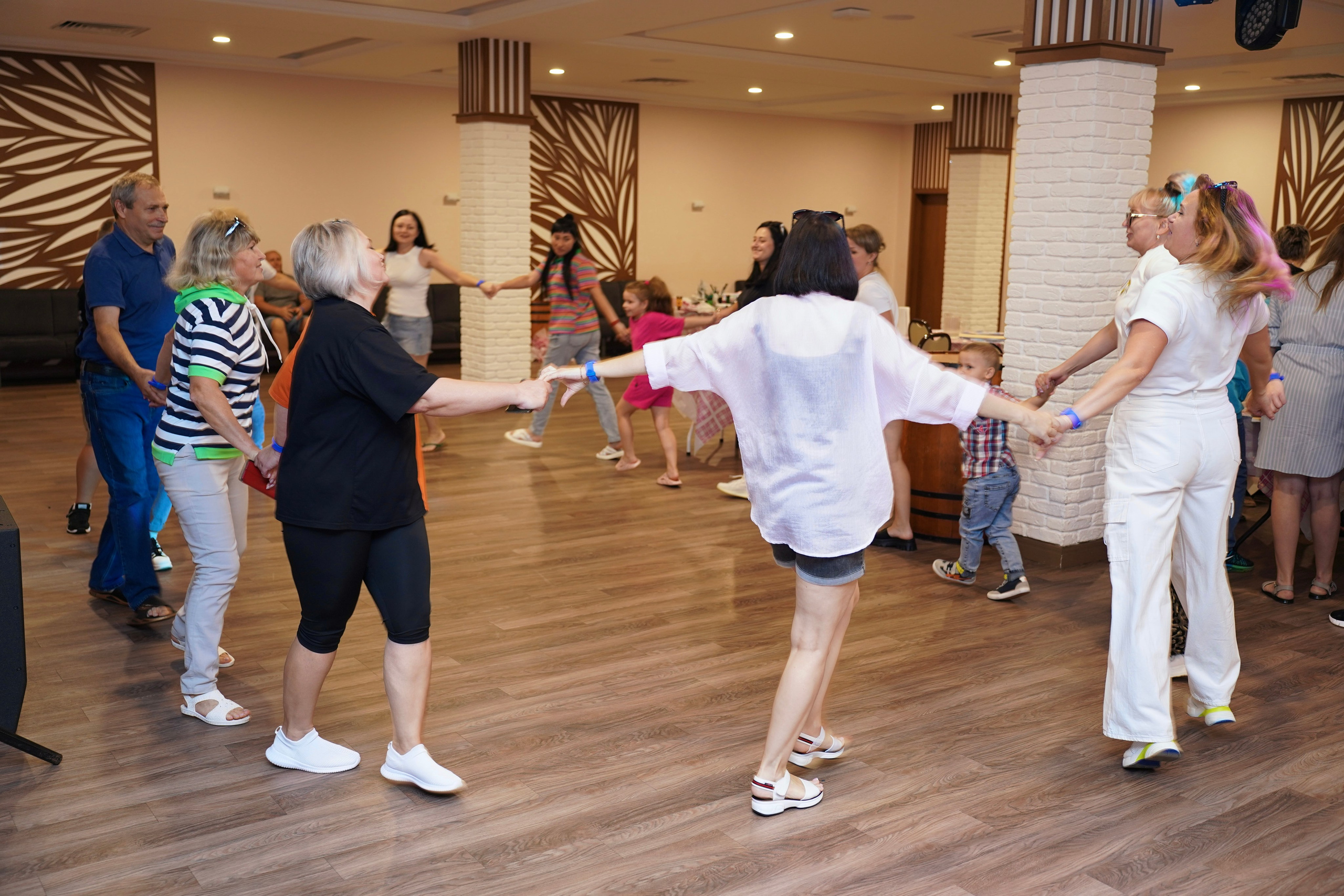 Team building в Alean Family Biarritz. Фотограф Новороссийск | Геленджик и ЮФО Эльвина Ясинская