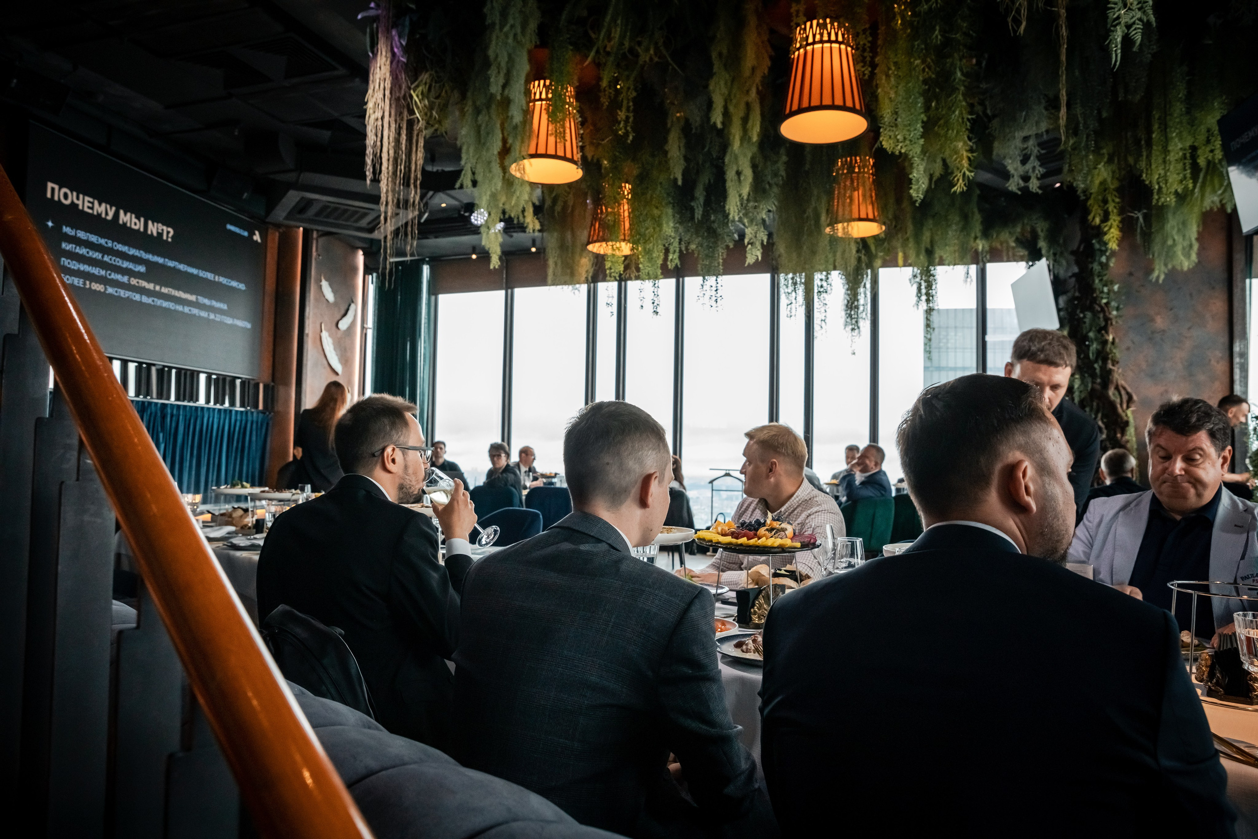 Открытие премиального клуба ABOSS | Ресторан Birds. Фотограф брендов и бизнеса в Москве Алексей Сентюрин
