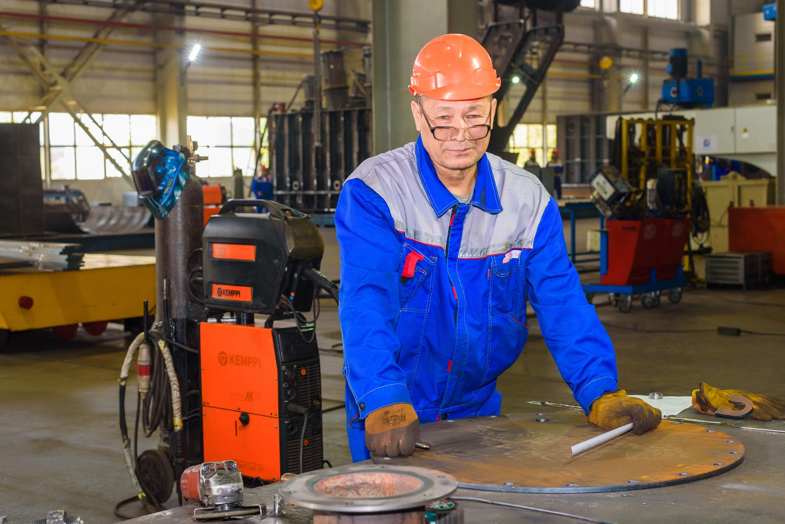 Рекламная фотосъемка в Шымкенте — рекламный фотограф Михаил Клёшев. Михаил Клёшев — Профессиональный фотограф в Шымкенте и области