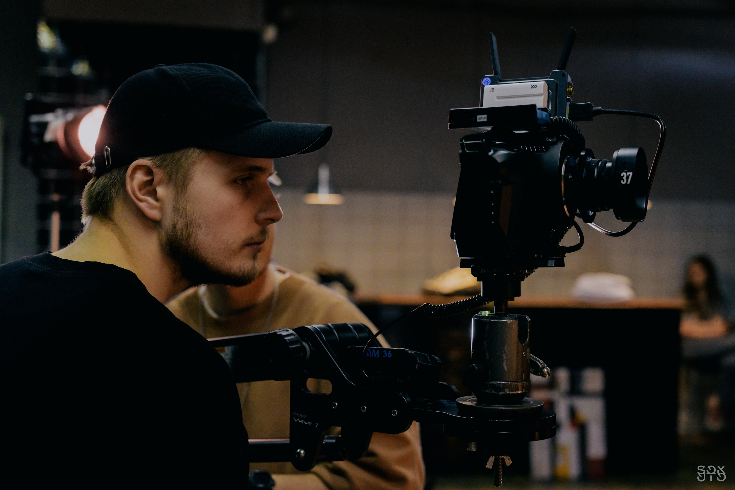 BAKED ROLL x Grad! ent