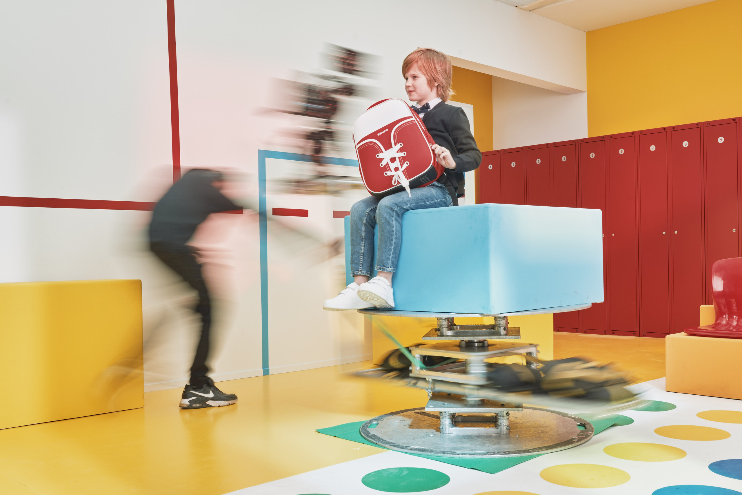 Детский мир. Евгений Бреча. Коммерческий и бэкстейдж фотограф в Москве