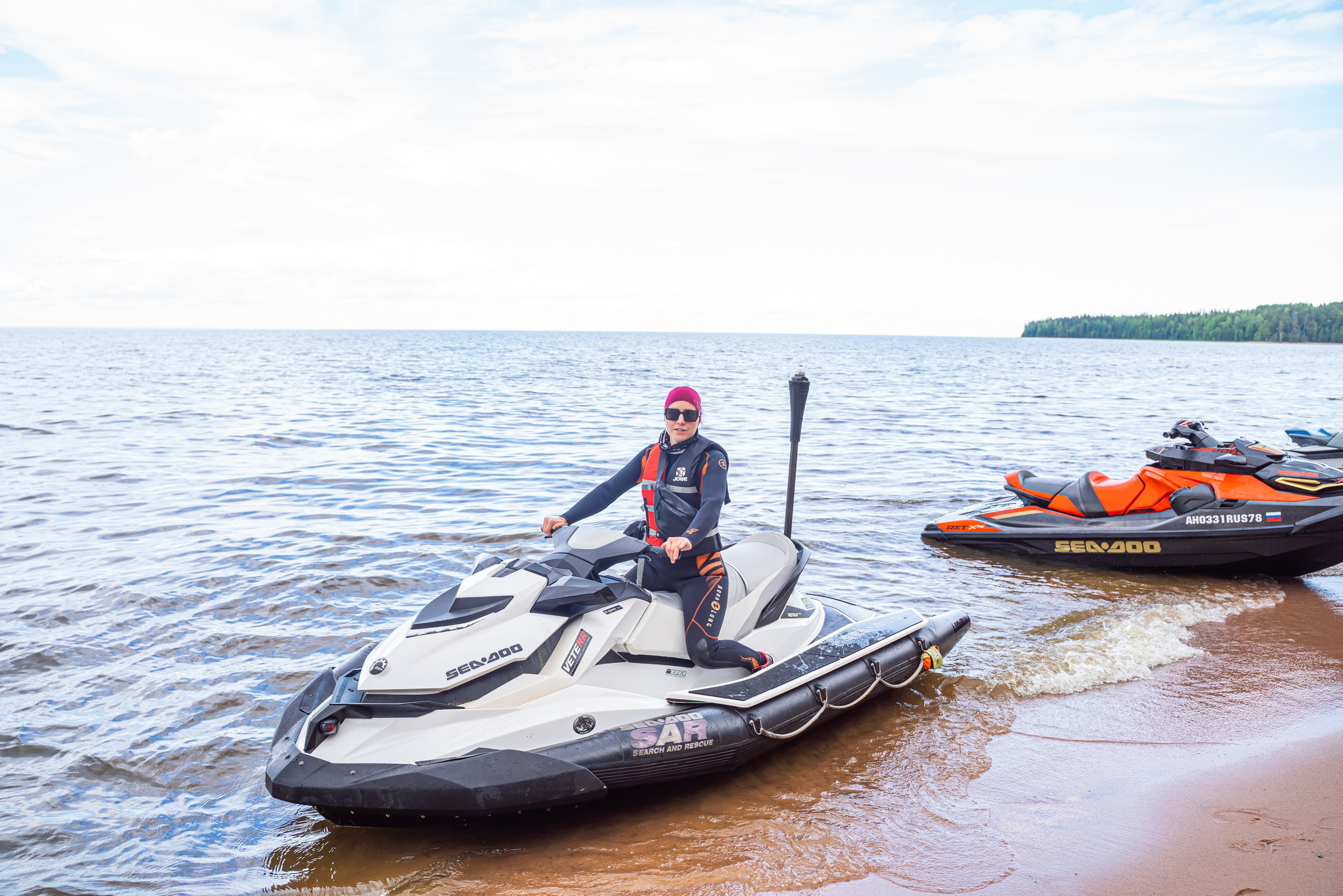 Гидровыезд в Коневский мужской монастырь. Свадебный, семейный, портретный, репортажный фотограф в Санкт-Петербурге