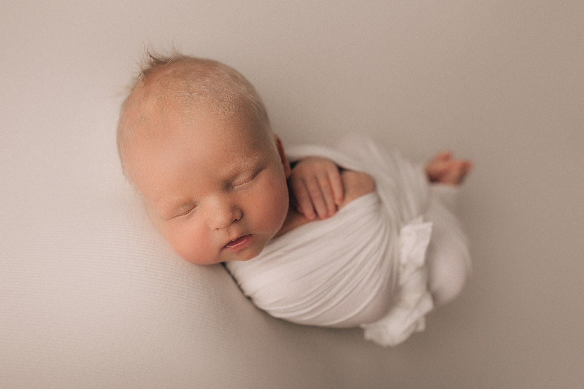 Миша 6 дней. Семейный фотограф новорождённых в Серпухове Юлия Новикова +79637785957