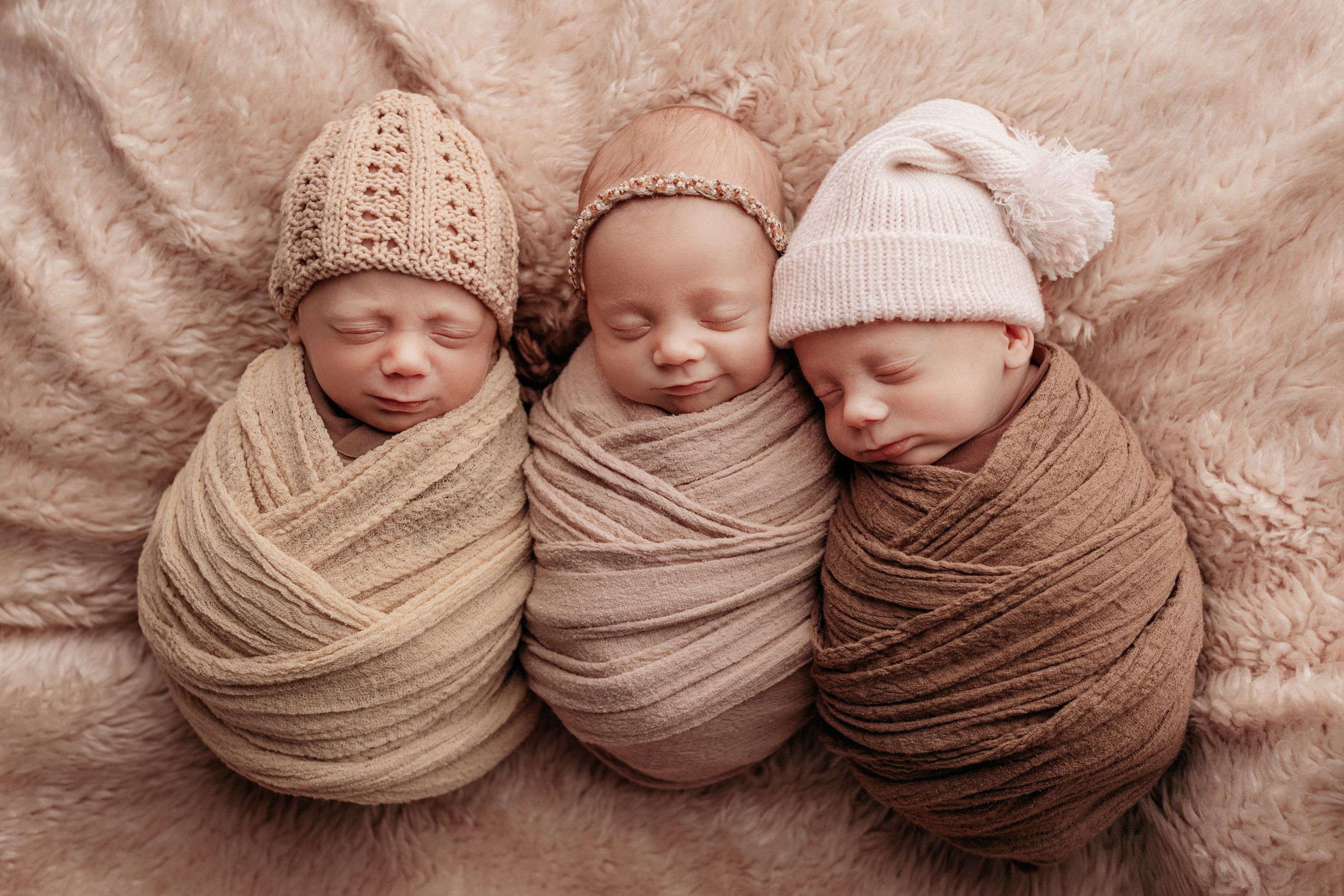 Фотосессия новорожденного в БОХО стиле. Фотограф новорожденных в г. Барнаул Ренпенинг Катерина