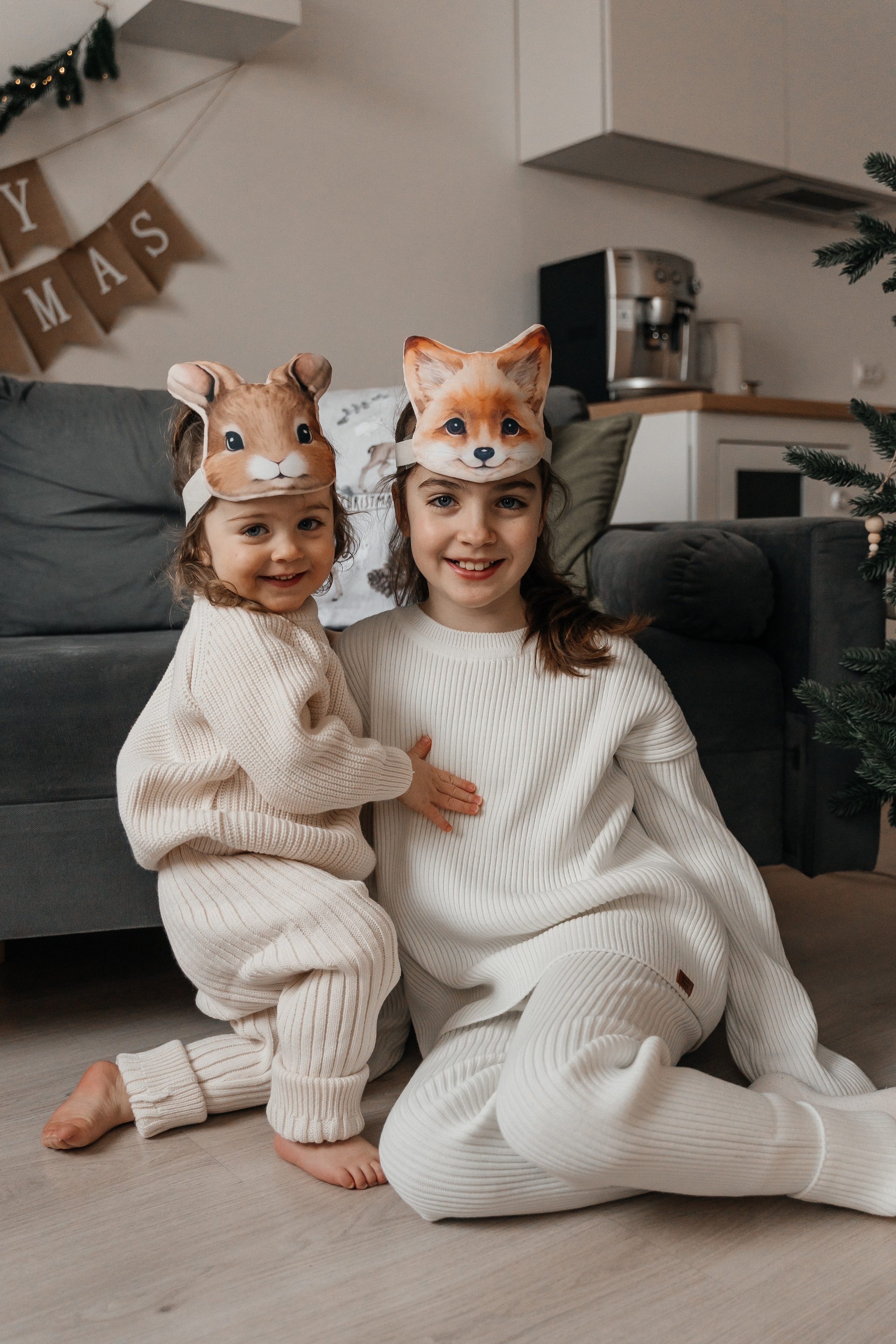 Максим, Катя, Лена и Ева. Волик Мария