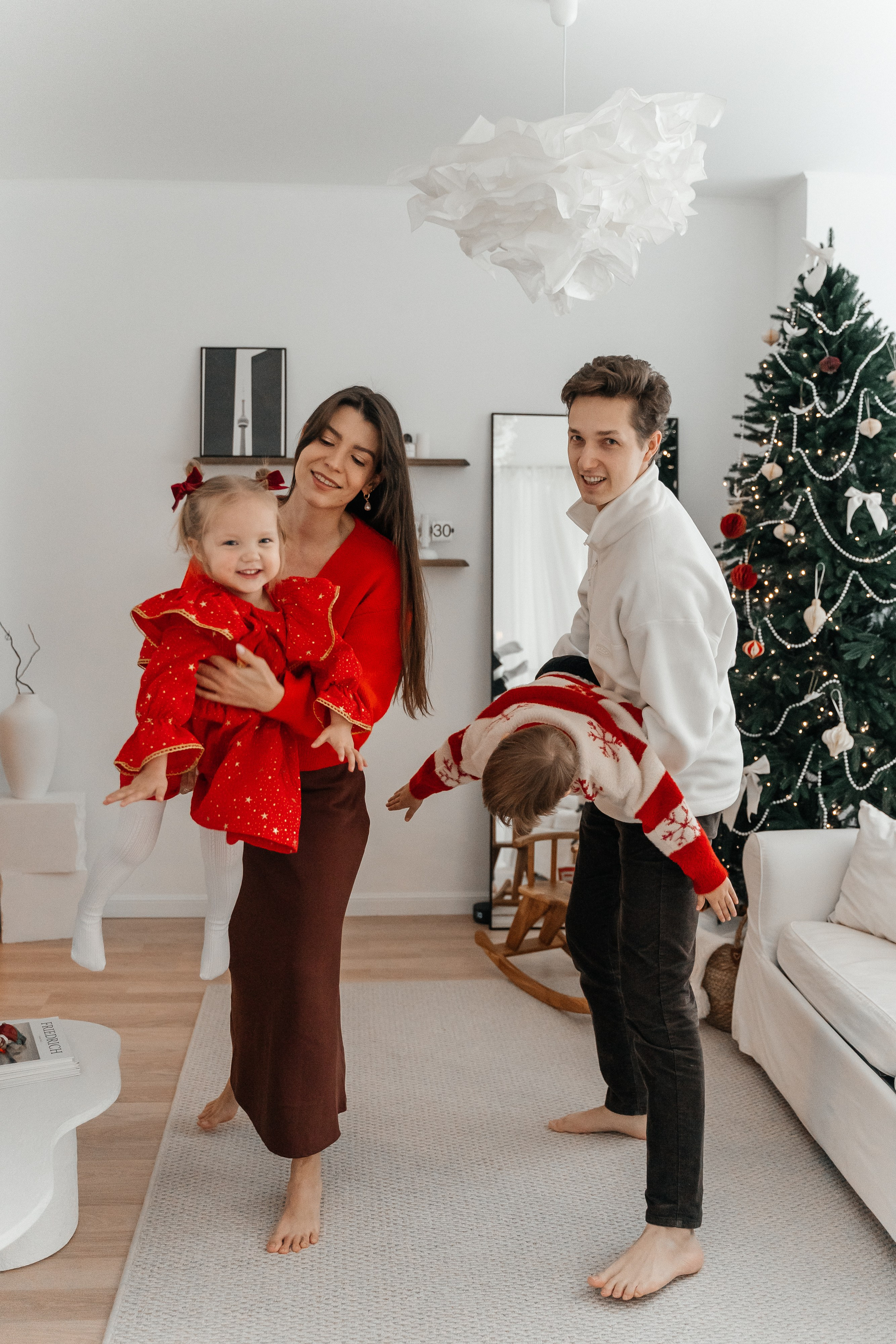 Саша, Женя, Лёва и Марта. Волик Мария